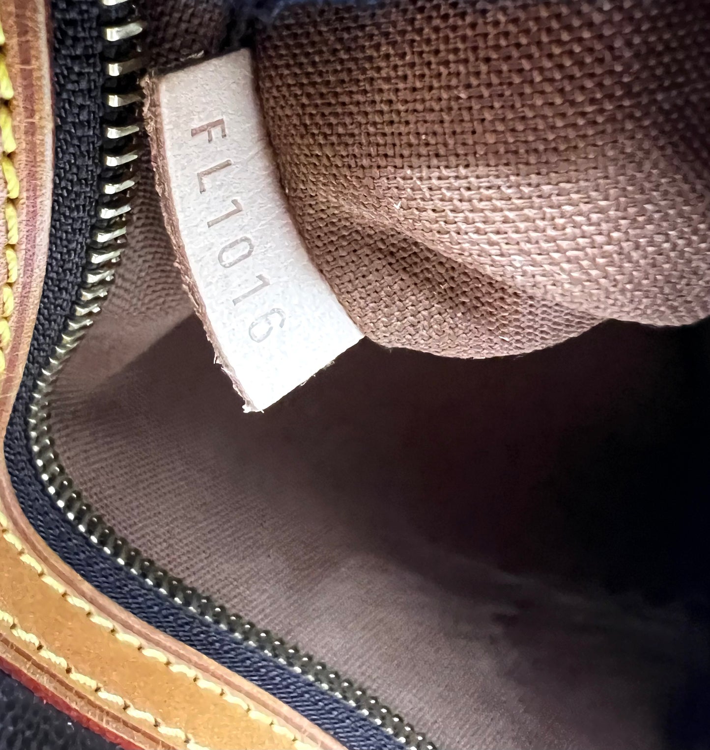 Louis Vuitton Monogram Bosphore Back Pack               (🇵🇭P77,400)