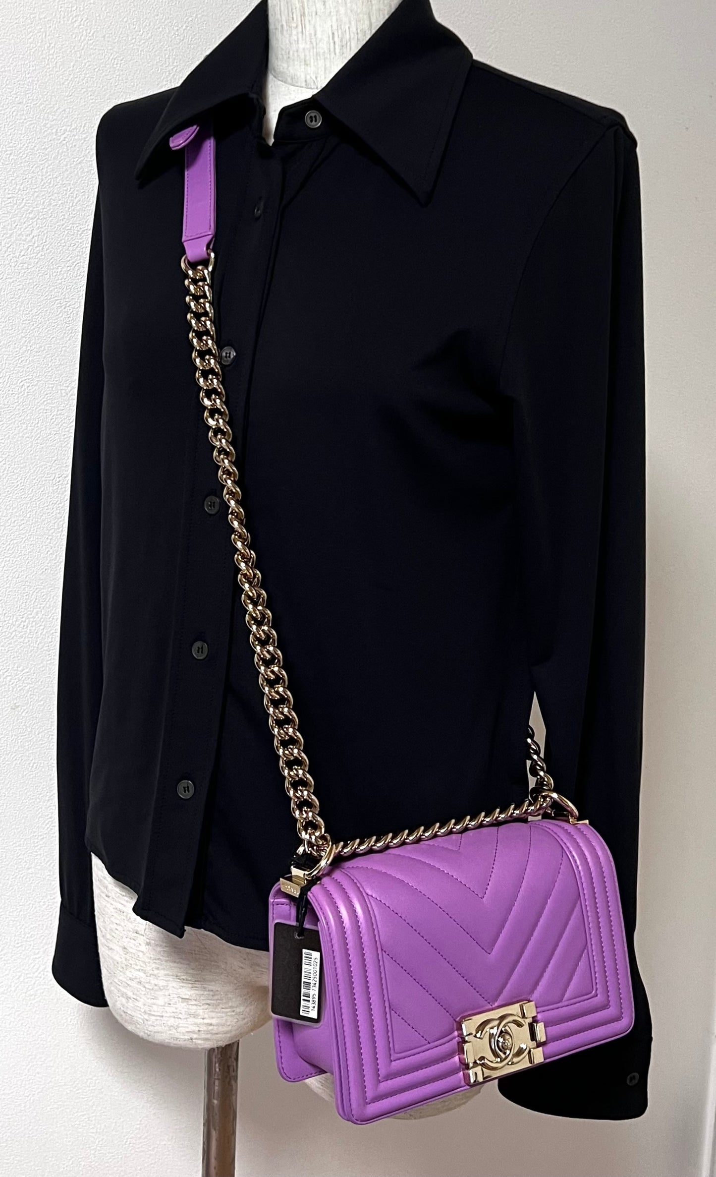 Chanel Leboy Purple Pm size Calfskin GHW Series29          (🇵🇭P197,800)