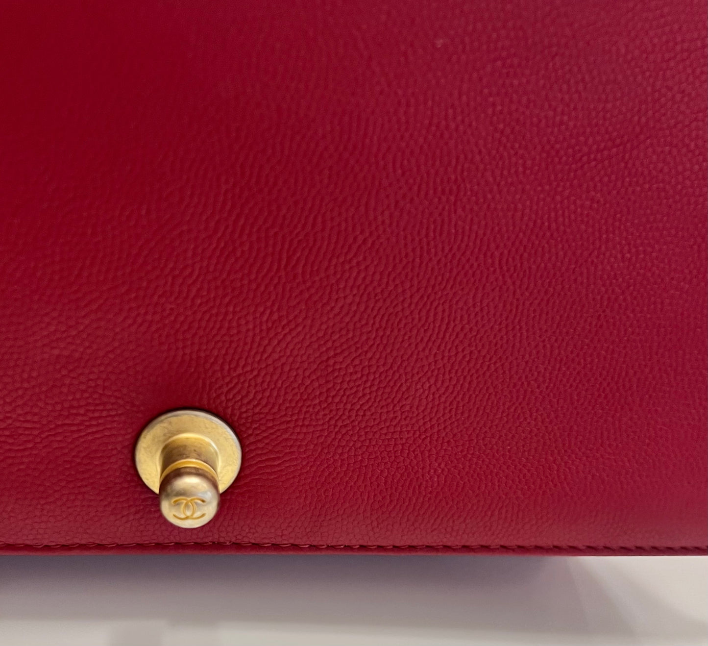 Chanel Caviar red Leboy Old Medium GHW