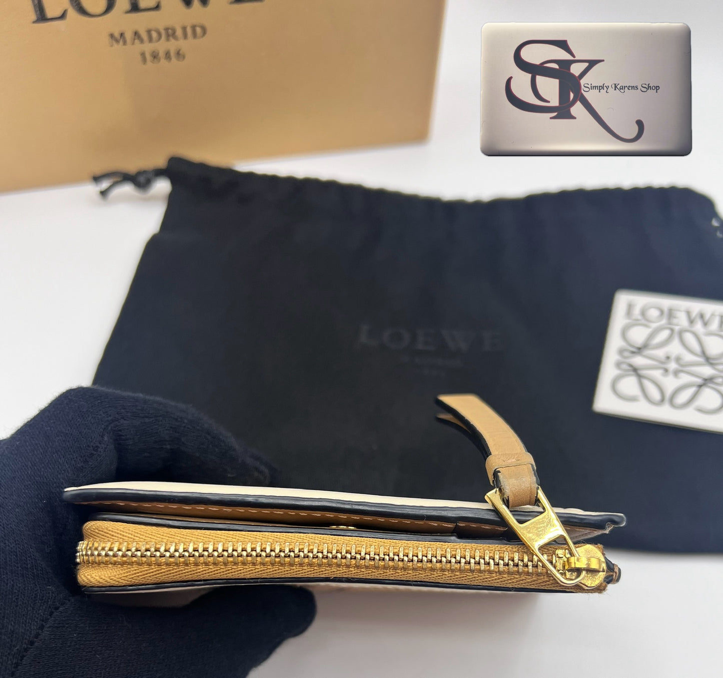 Loewe Puzzle small Wallet                  🇵🇭P11,180🇵🇭