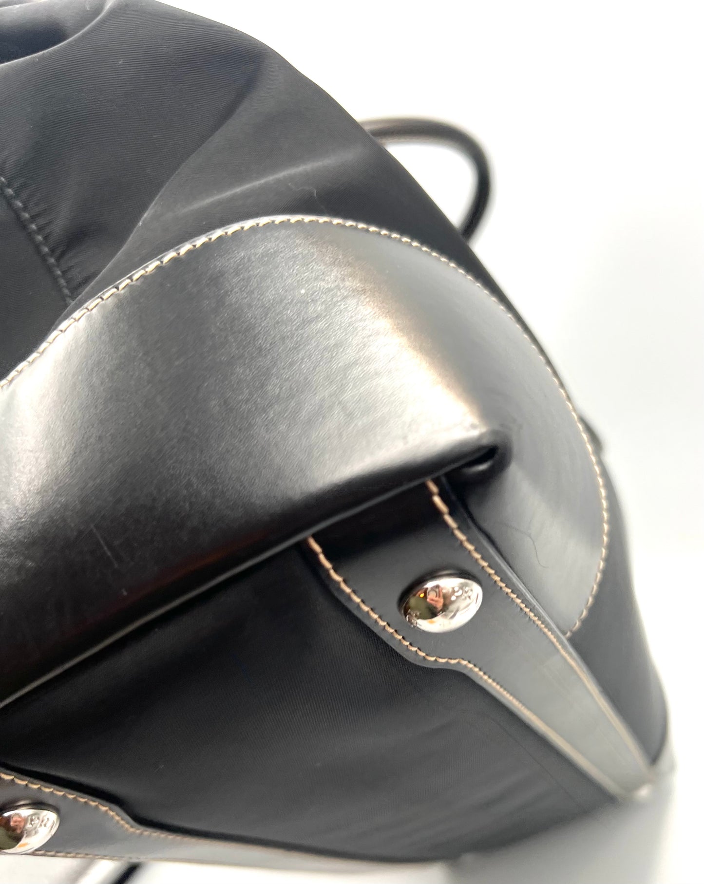 Prada Tessuto Nylon Black Tote Bag (🇵🇭P24,940)
