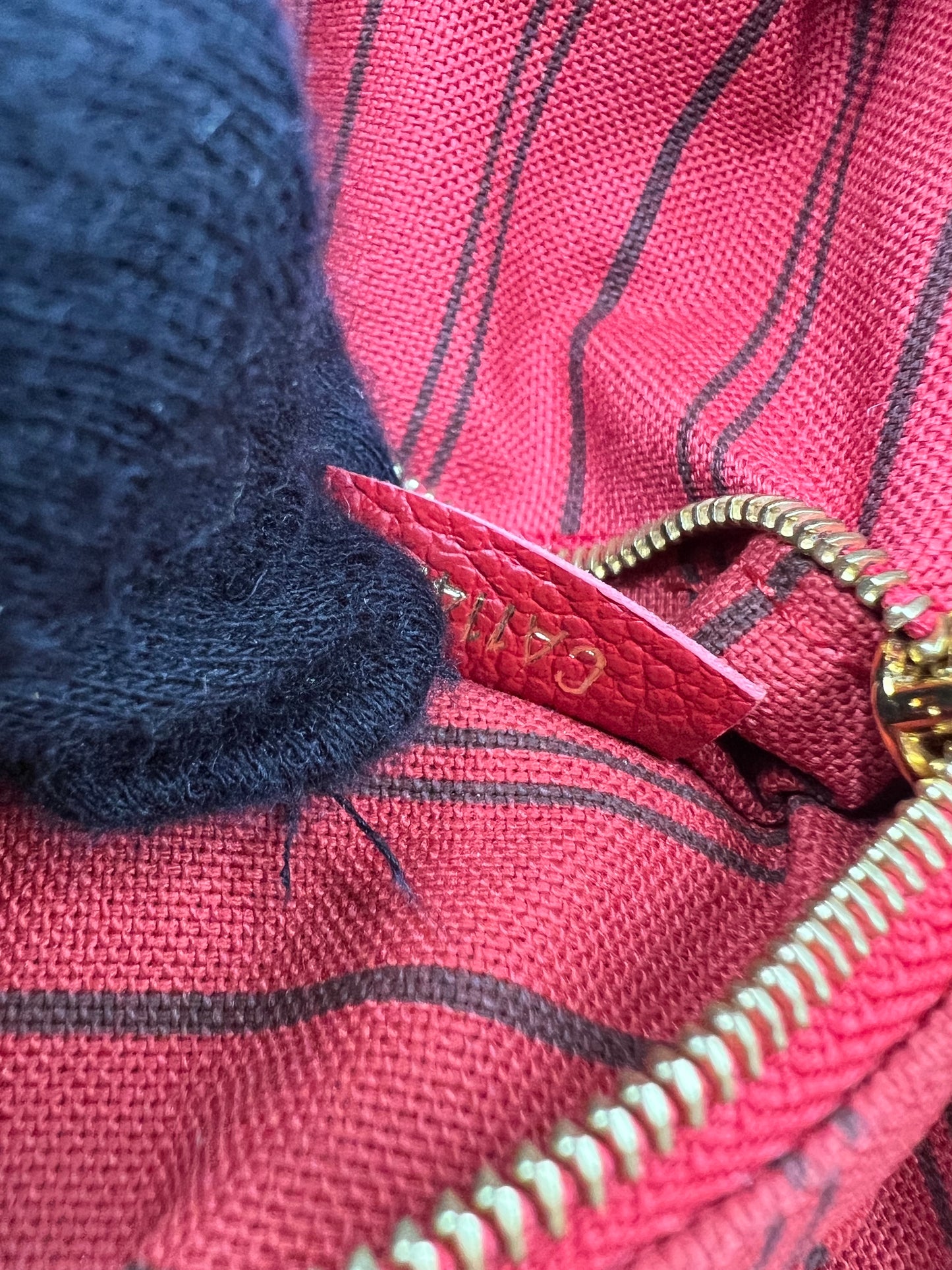 Louis Vuitton Sorbonne Red Empriente Monogram Back Pack (🇵🇭P72,240)