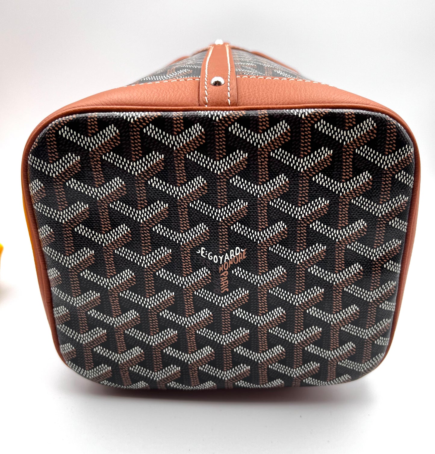 Goyard Tan Petit Flot Bucket 2024 (🇵🇭P150,000)