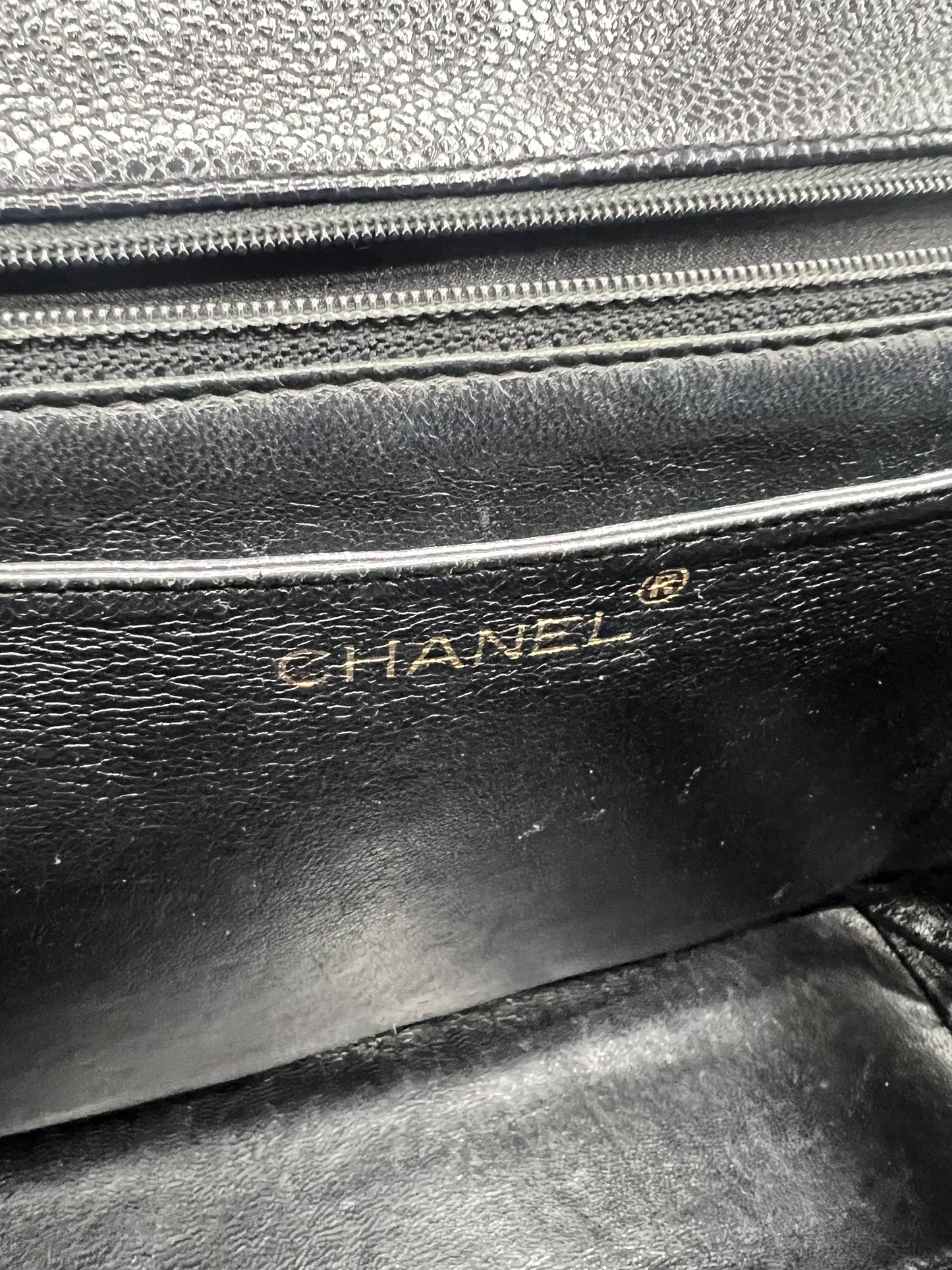 Chanel Vintage Kelly Top Handle Bag in Carviar             (🇵🇭P163,400)