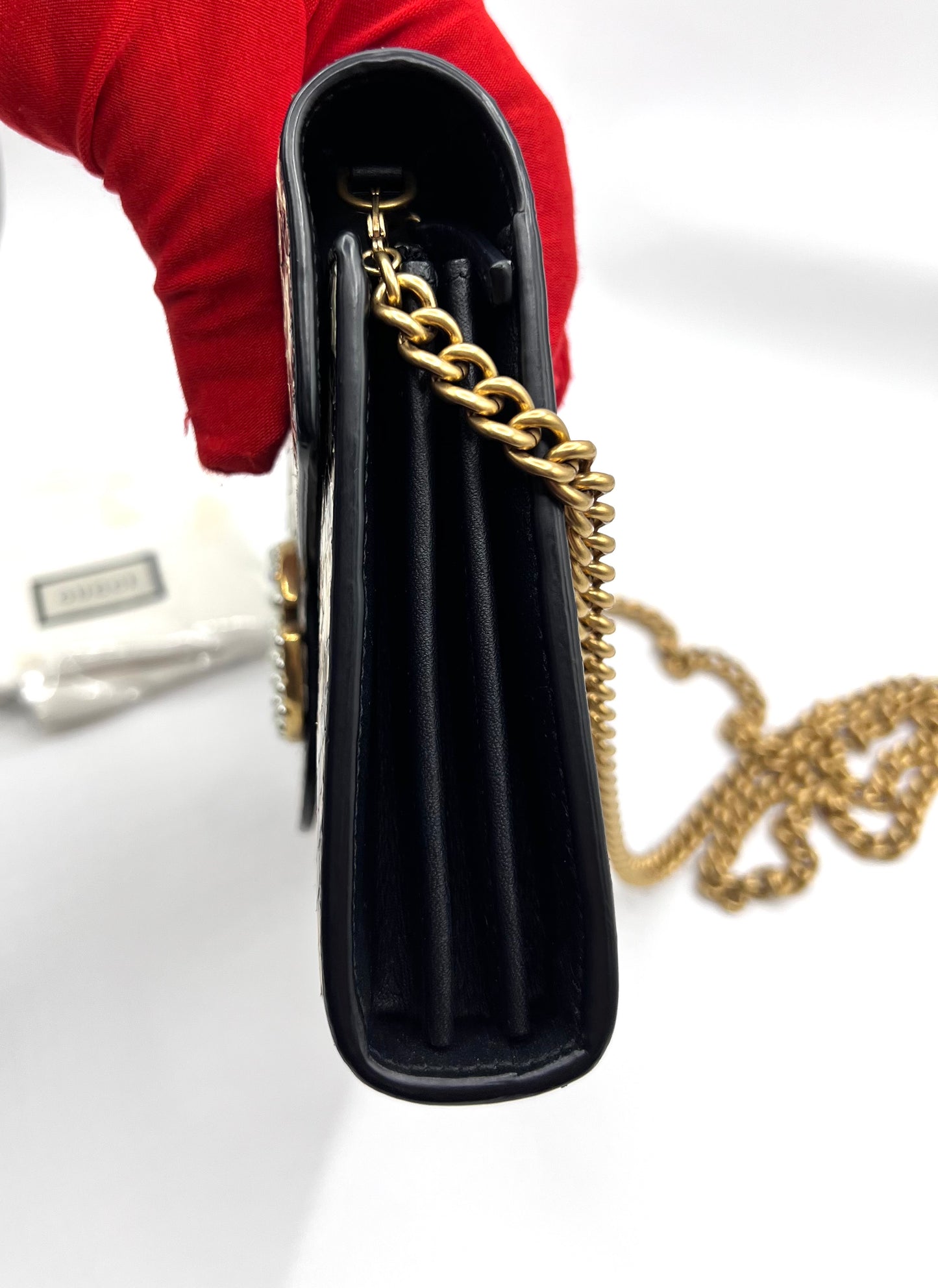 Gucci Pearly GG Marmont Python Wallet On Chain           (🇵🇭P59,340)
