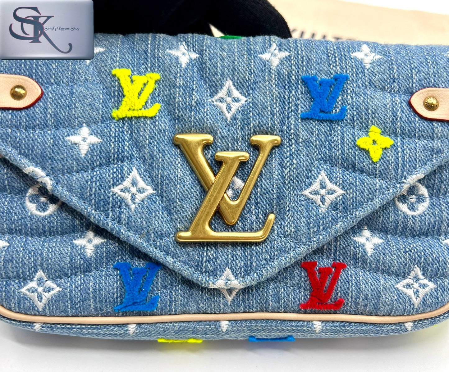 Lv embroidered Monogram Denim New Wave Chain Pochette Blue