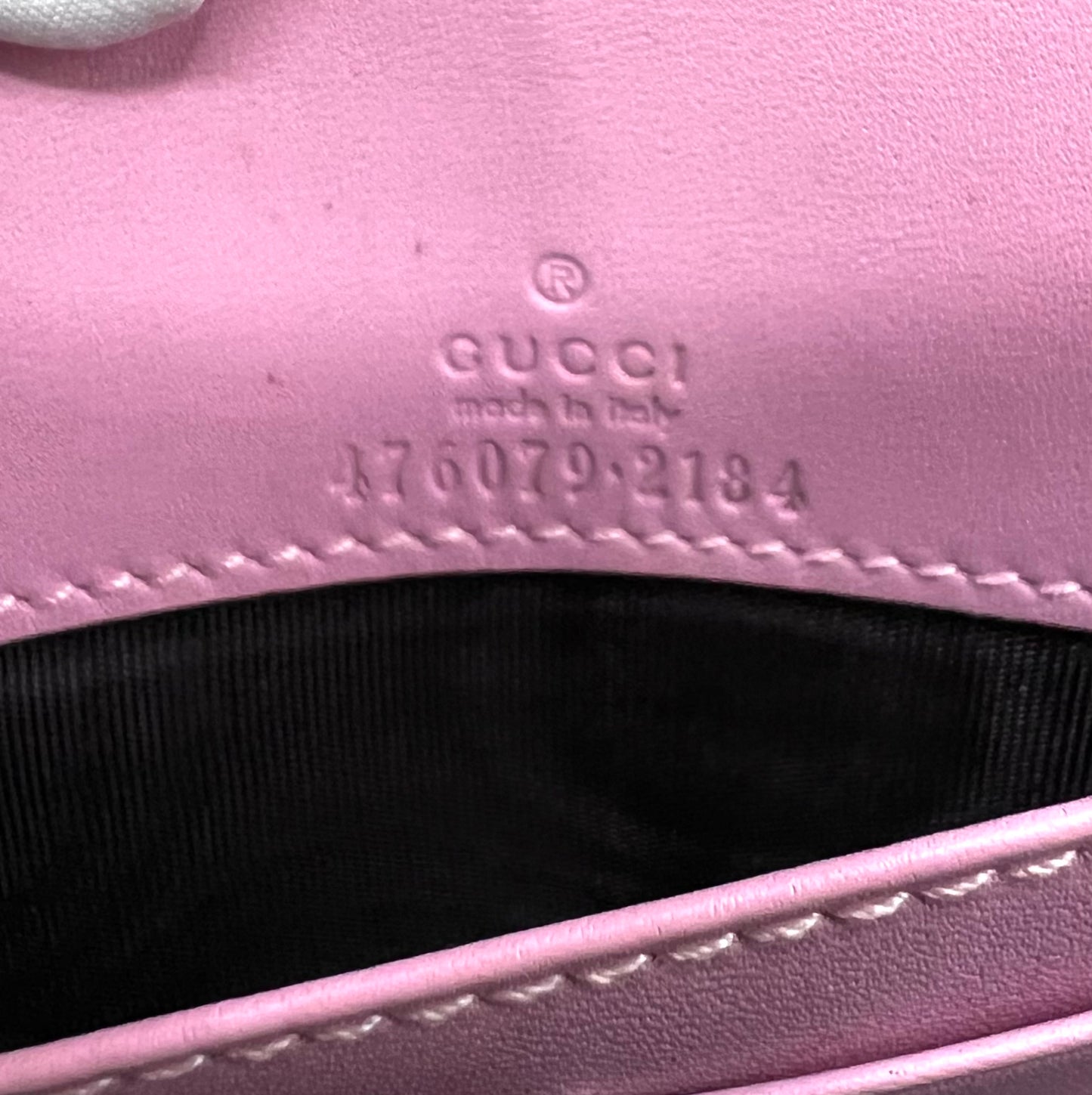 Gucci Snakeskin Mini Queen Margaret Wallet On Chain       (🇵🇭P46,440)