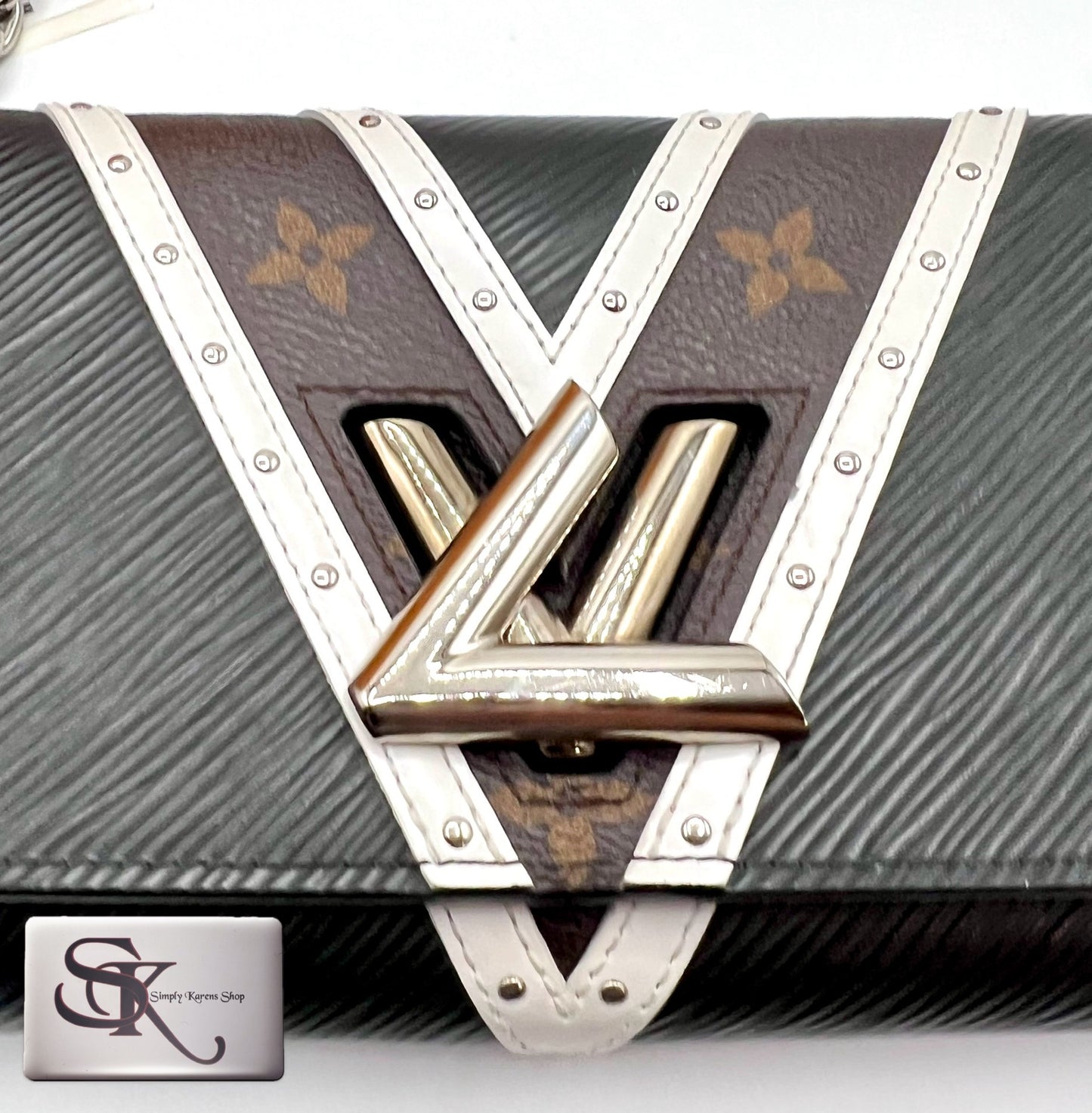 Lv TWist wallet on Chain