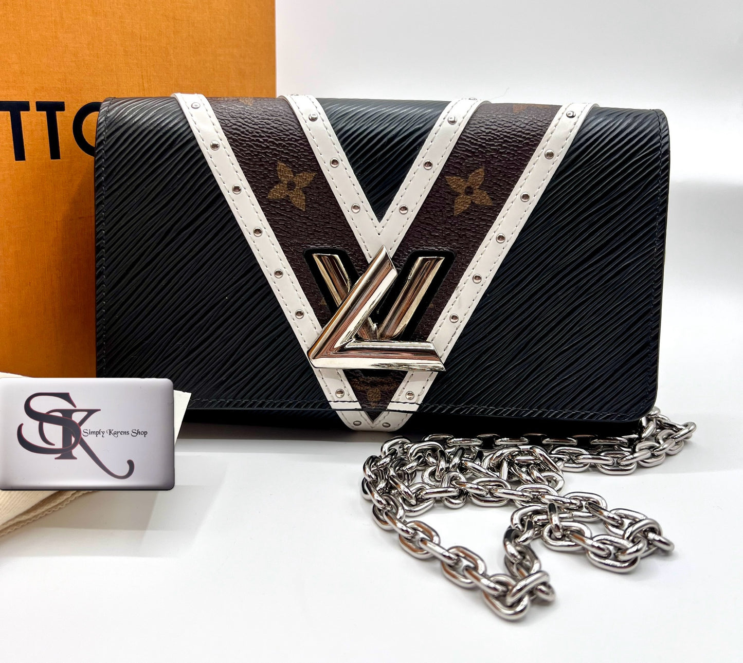 Lv TWist wallet on Chain