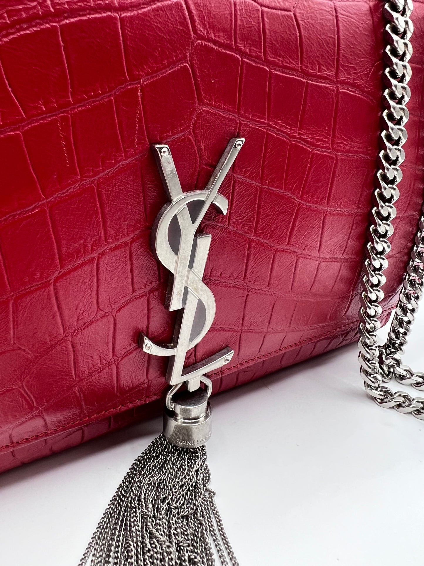 Yves Saint Laurent Kate Tassel Croc Embossed Leather MM Size Red Flap  (🇵🇭P76,540)