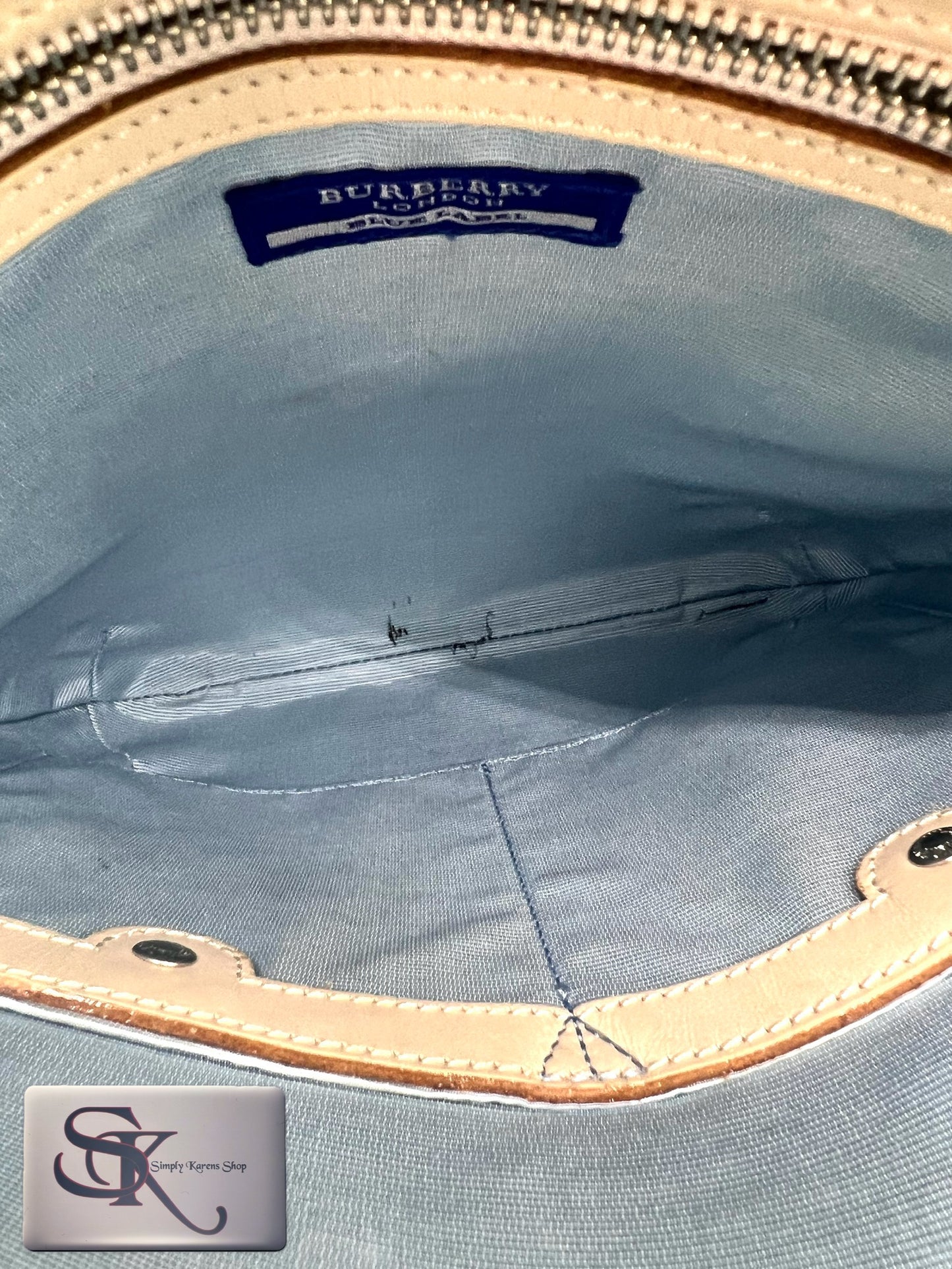 Burberry Blue Label Crossbody Bag   🇵🇭P9,600🇵🇭