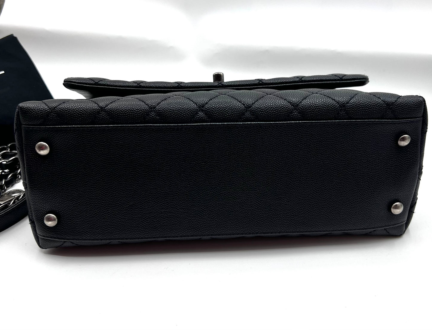 Chanel Caviar Coco python handle Matlase 2 way Bag series 23 mm size     (🇵🇭P361,200)