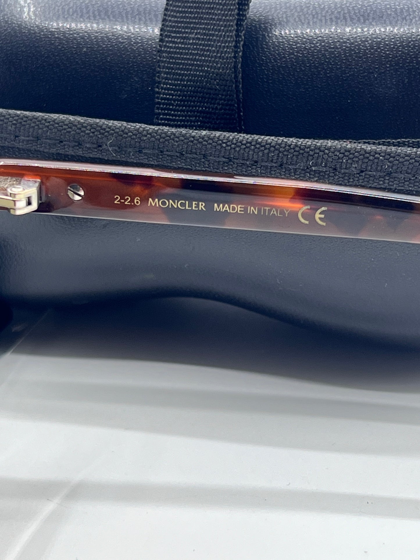 Moncler Sunglass
