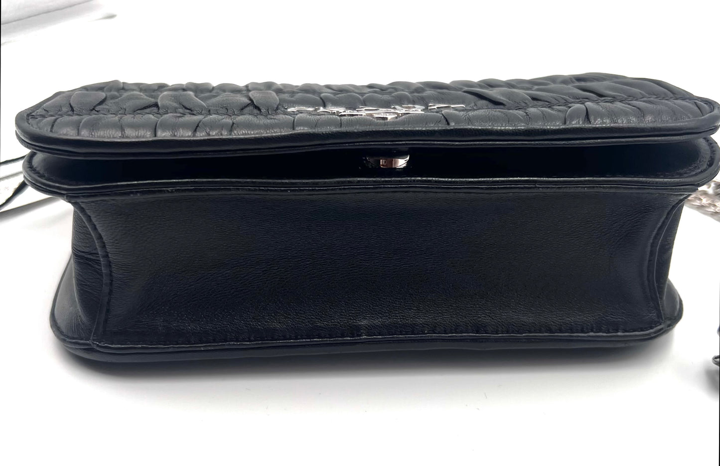 Prada Nappa Gaufre Black Flap Chain Bag(🇵🇭P38,270)