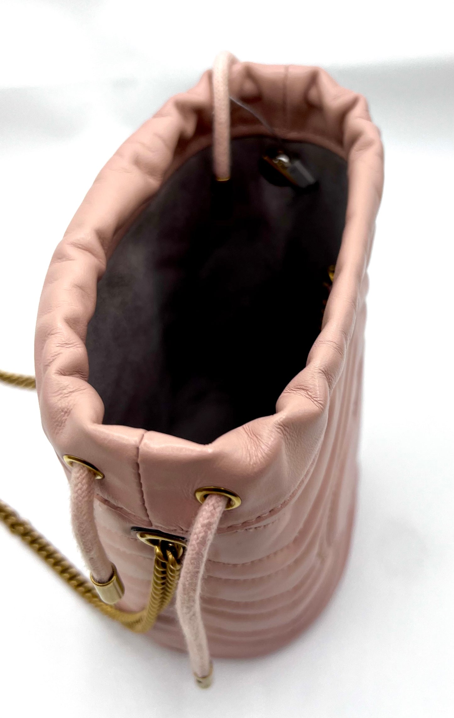 Gucci Marmont Sakura Pink Mini Bucket Bag (🇵🇭P37,840)