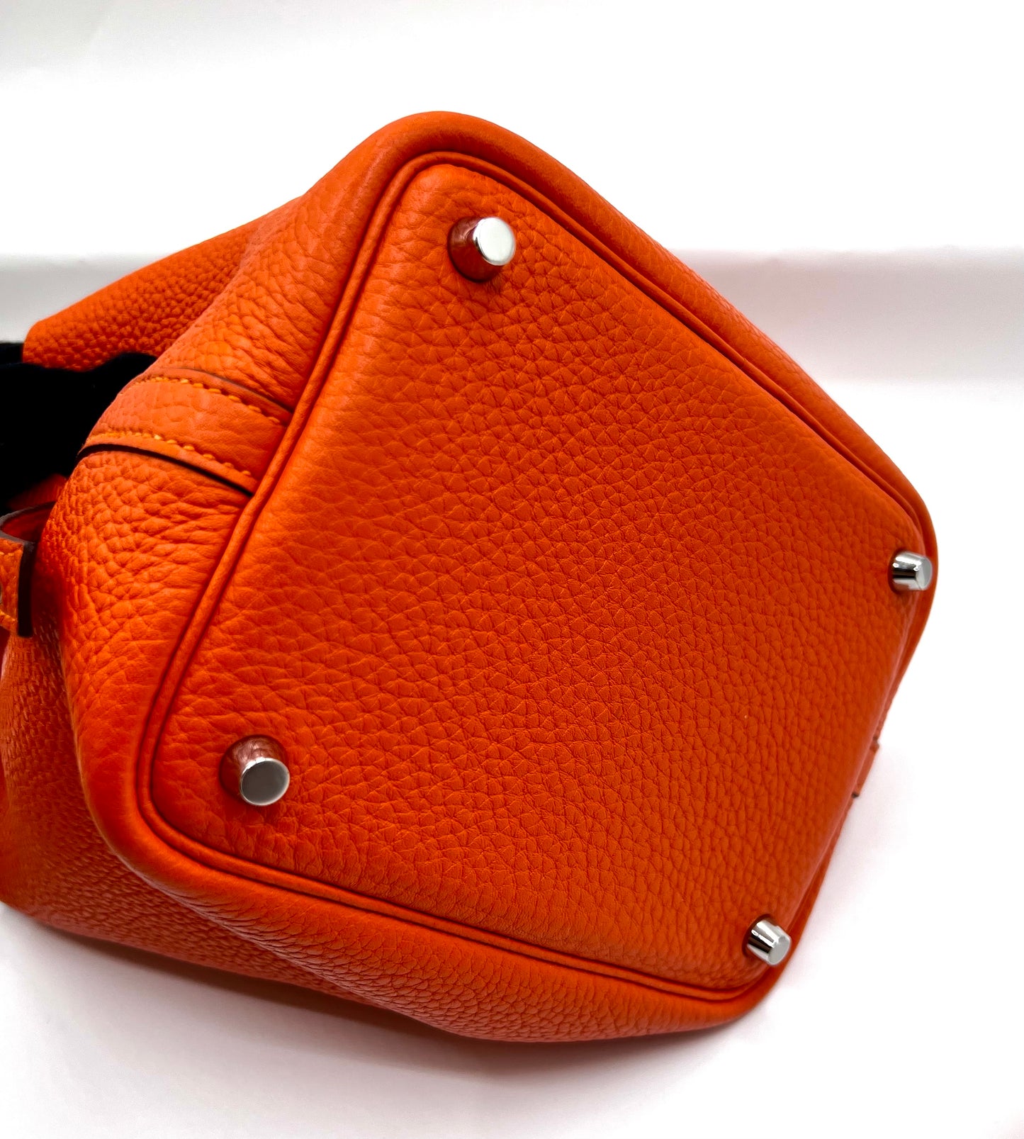 Hermes Picotin 18 Orange Taurillon Clemence Leather PHW Stamp T (🇵🇭P167,700)
