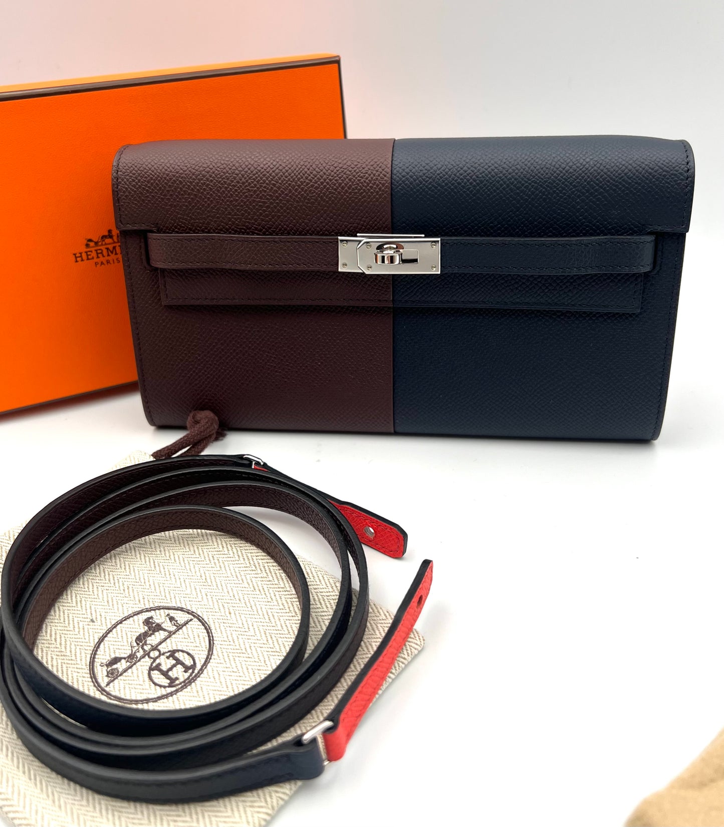 Hermes Kelly To Go Woc in Rouge Serie, Blue Indigo & Rose Texas Epson Leather Stamp B PHW                          (🇵🇭P425,700)