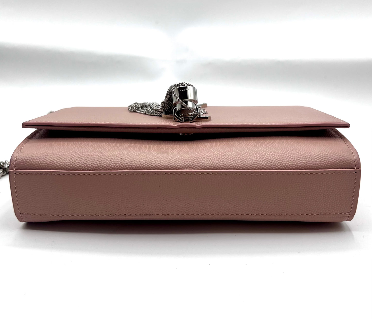 Yves Saint Laurent Kate with Tassel Flap Chain Bag             (🇵🇭P59,340)