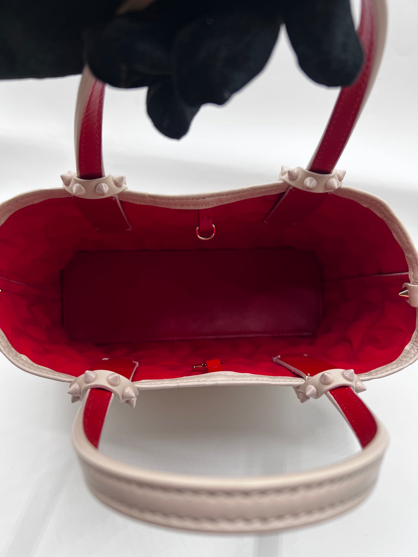 Christian Louboutin Small Cabata Embossed CL Nappa Leather Tote 2 way                 (🇵🇭P67,940)