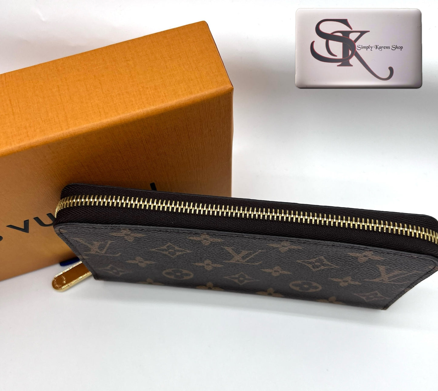 Lv Monogram Long zip Around wallet A     🇵🇭P24,080🇵🇭