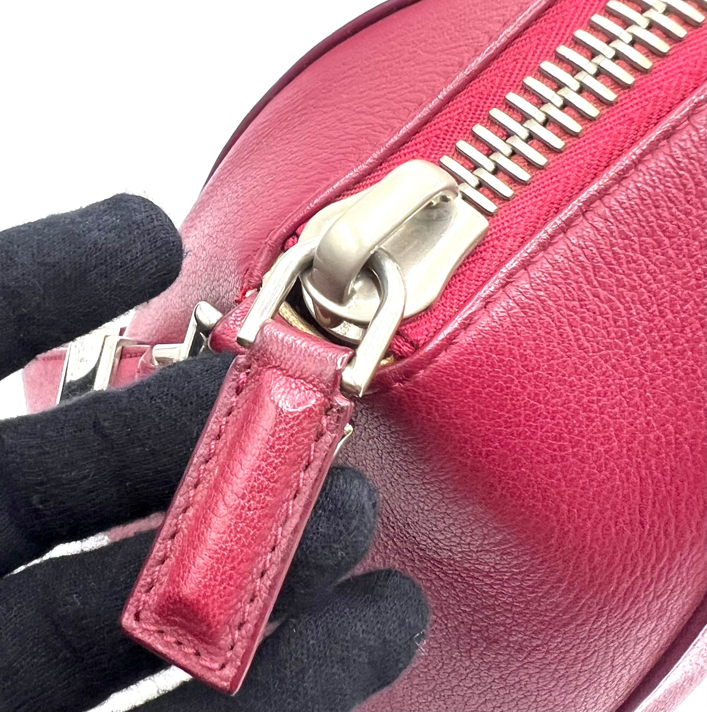 Givenchy Antigona Mm size Goat skin 2 way Bag                (P🇵🇭38,270)