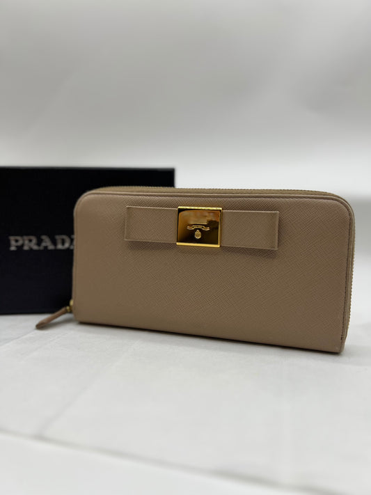 Prada Saffiano Taupe Long Zip Around Wallet  (🇵🇭P12,040)