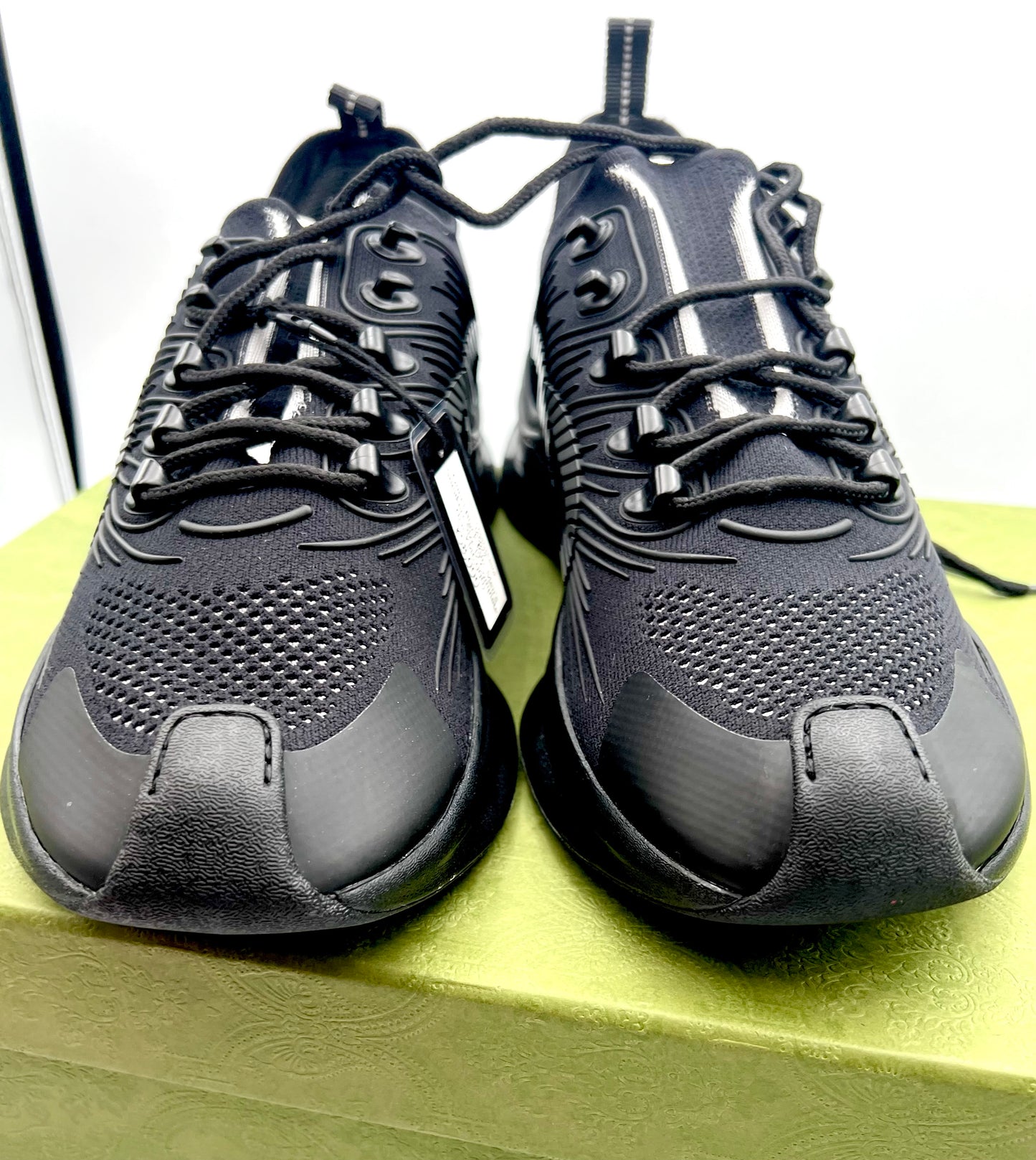 Gucci Black Run  Men`s Sneakers Size12 US Complete (b.n.¥146,000) (🇵🇭P24,949)