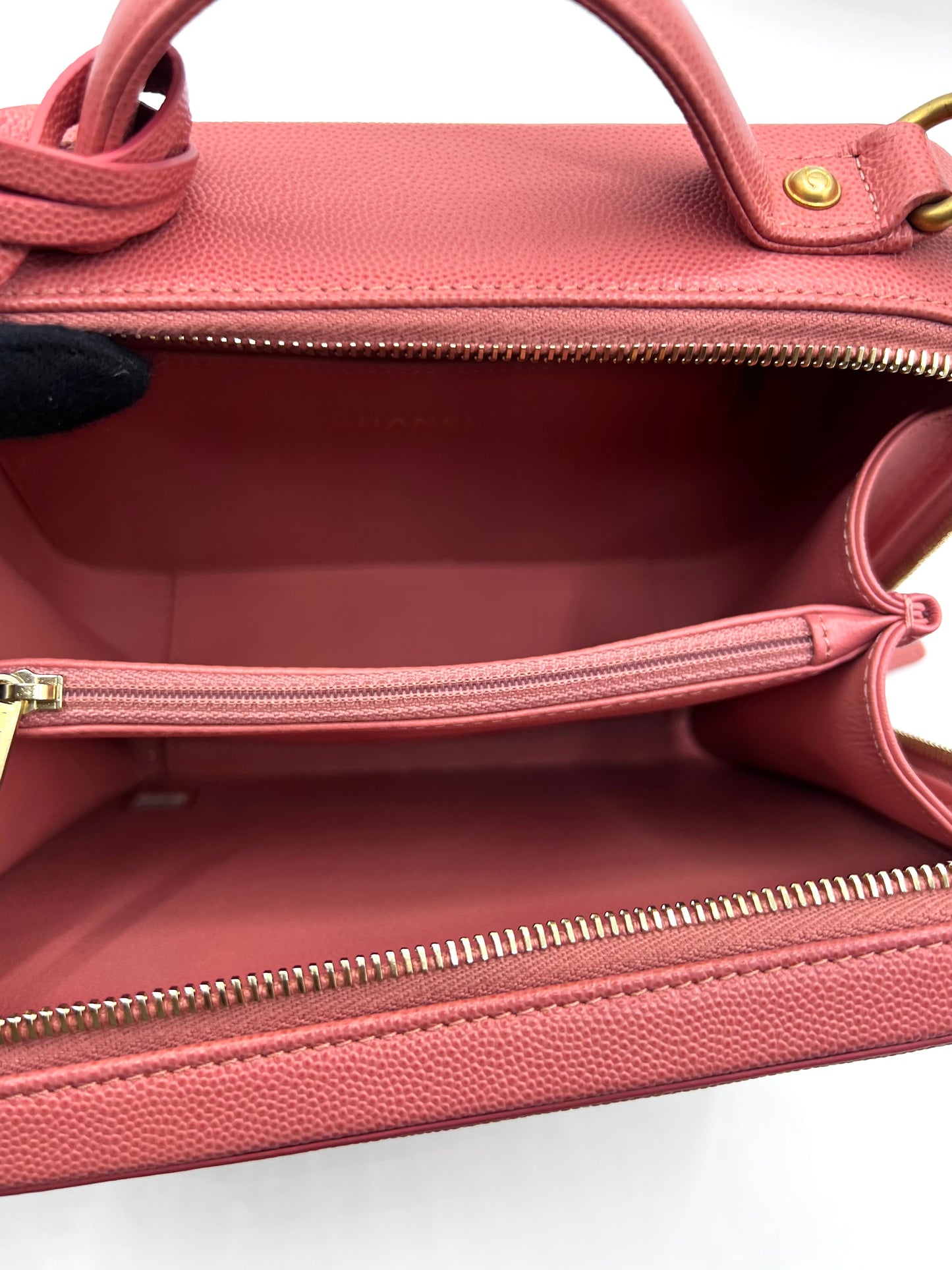 Chanel Caviar Vanity 21cm Rose Gold GHW Series 28        (🇵🇭P180,600)