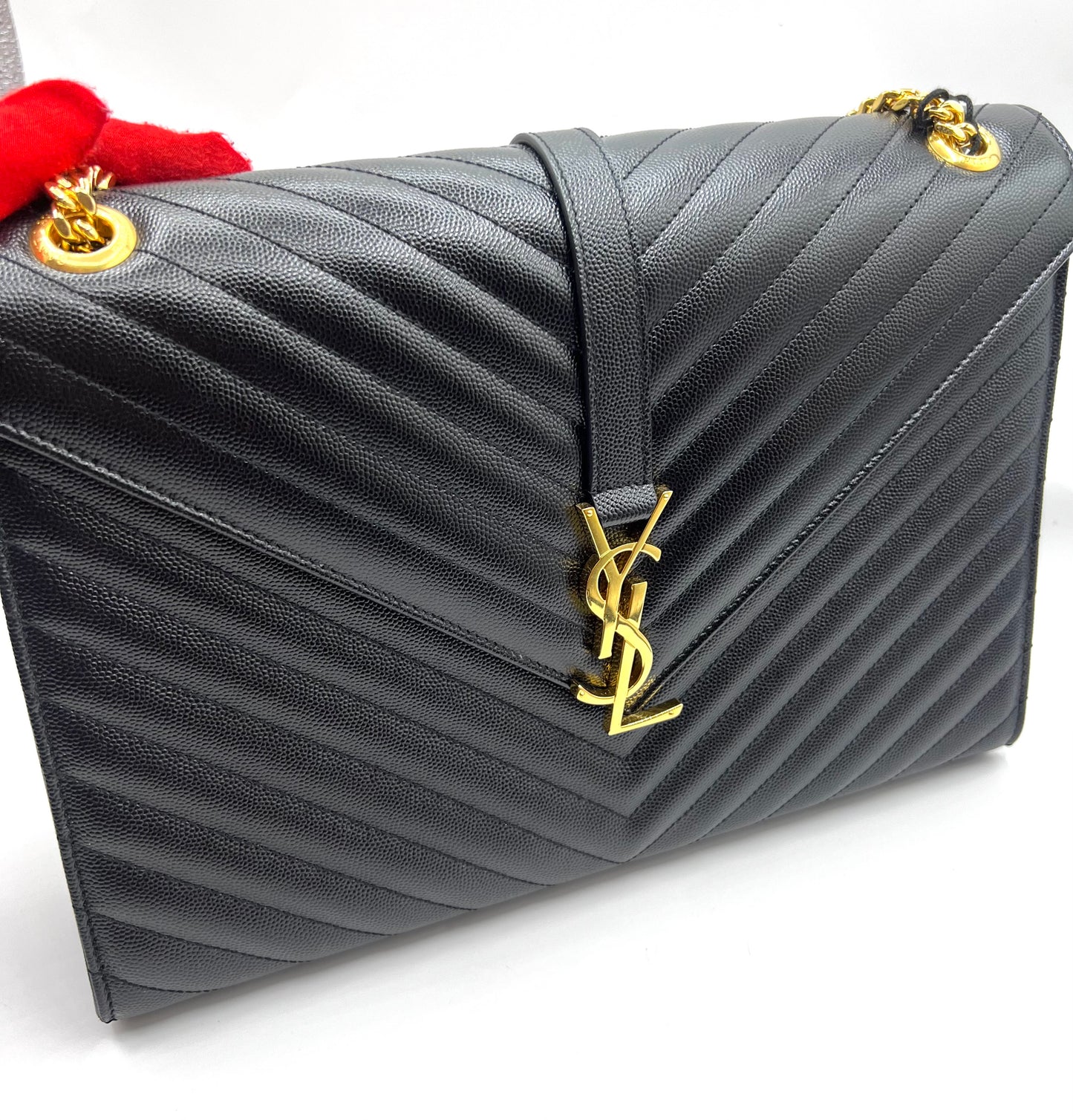 Yves Saint Laurent Chevron Large Envelope Flap Chain Shoulder Bag  (🇵🇭P94,600)