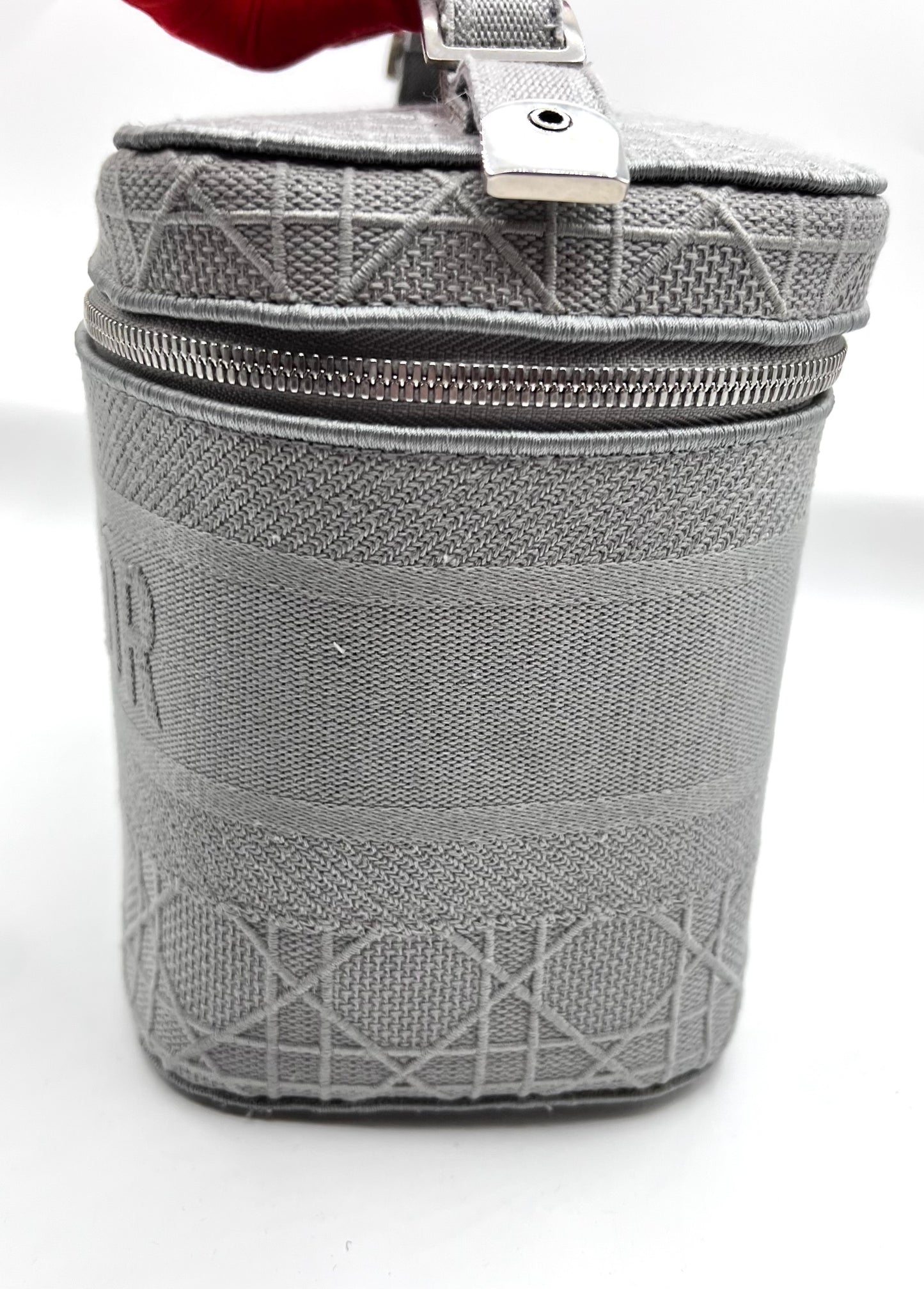 Christian Dior Travel  Vanity Bag   (🇵🇭P85,140)