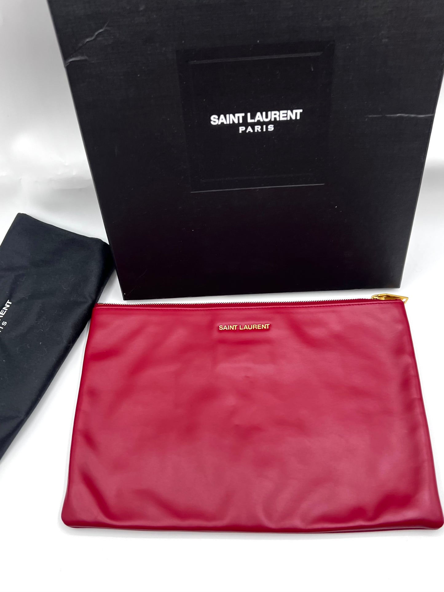 Yves Saint Laurent Red Leather Document Clutch Bag            (🇵🇭P16,340)