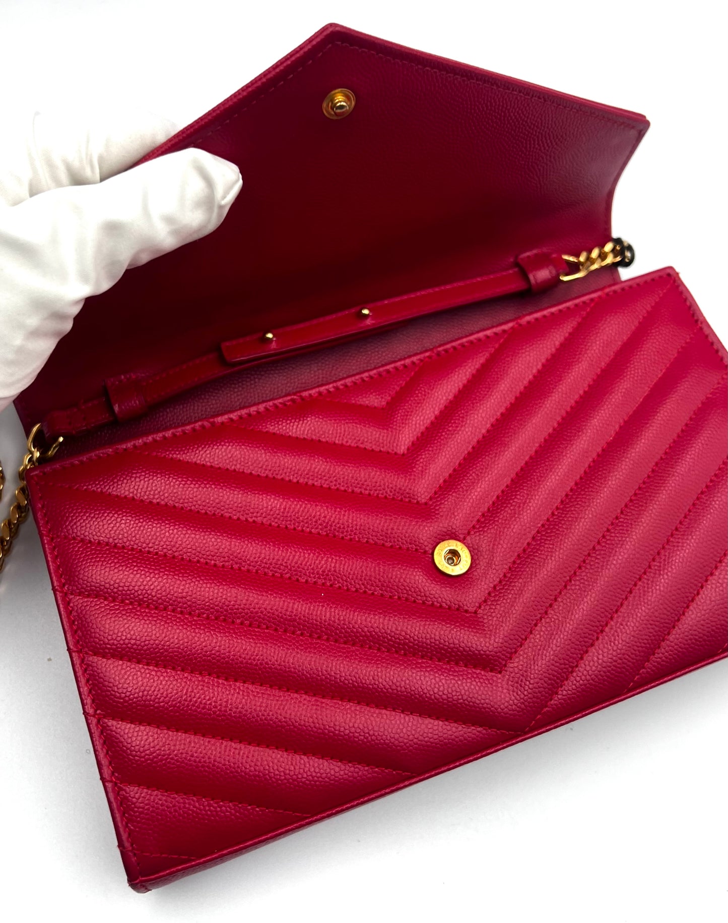 Yves Saint Laurent Cassandre Wallet On Chain Mm Size       (🇵🇭P63,640)