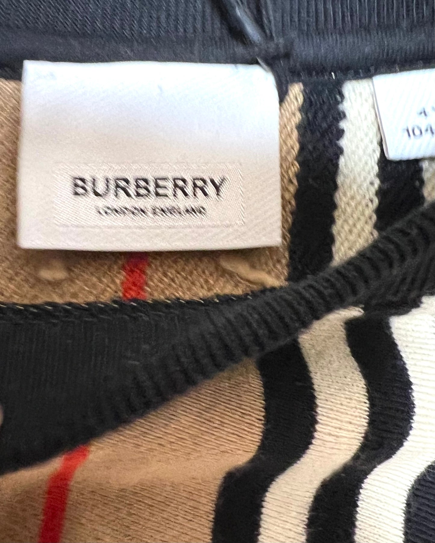 BurberryDress For Kids Size 104 (4yrs old) (🇵🇭P4,300)