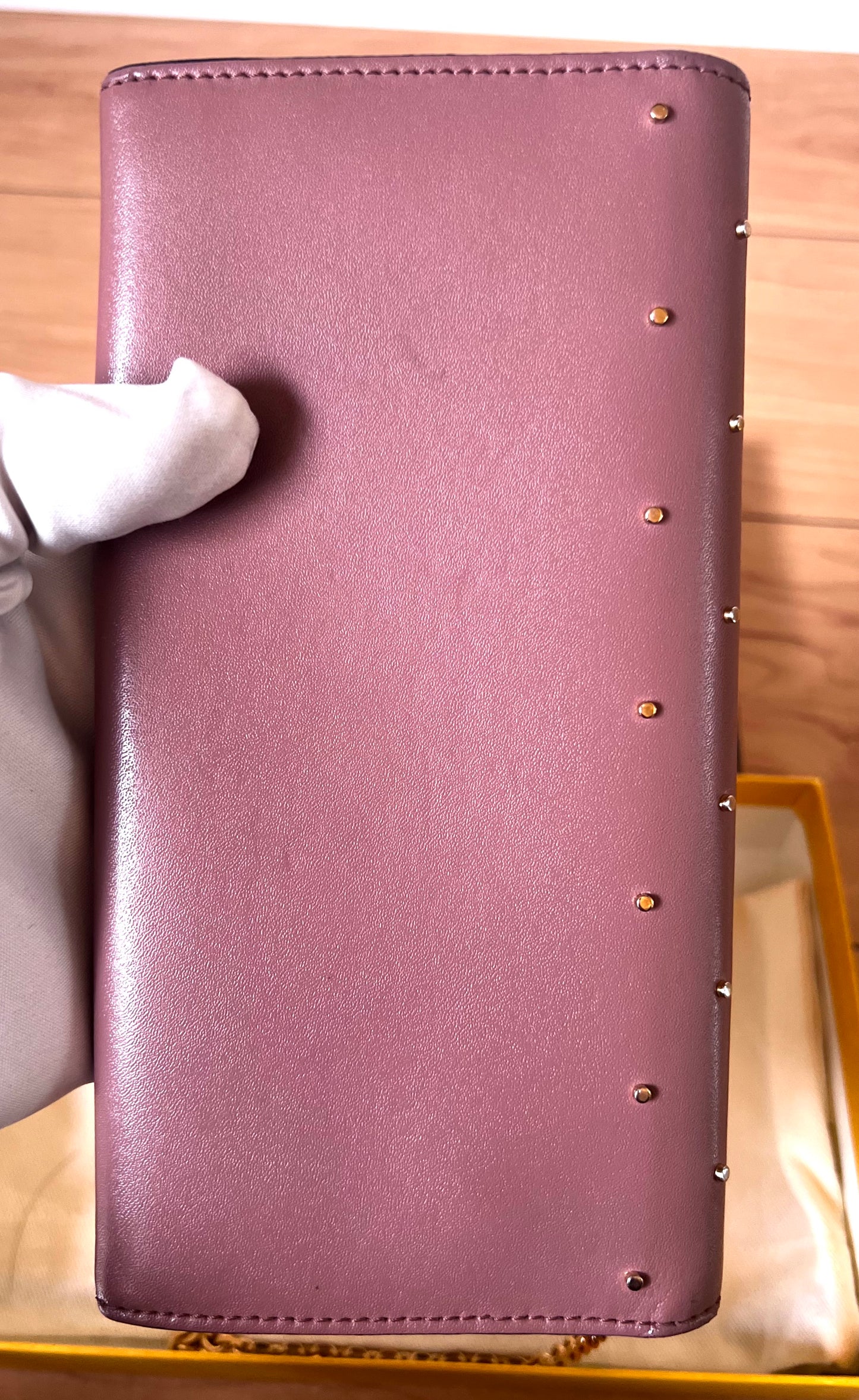 Fendi F is Continental Studded Leather wallet on Chain               (🇵🇭P23,220)