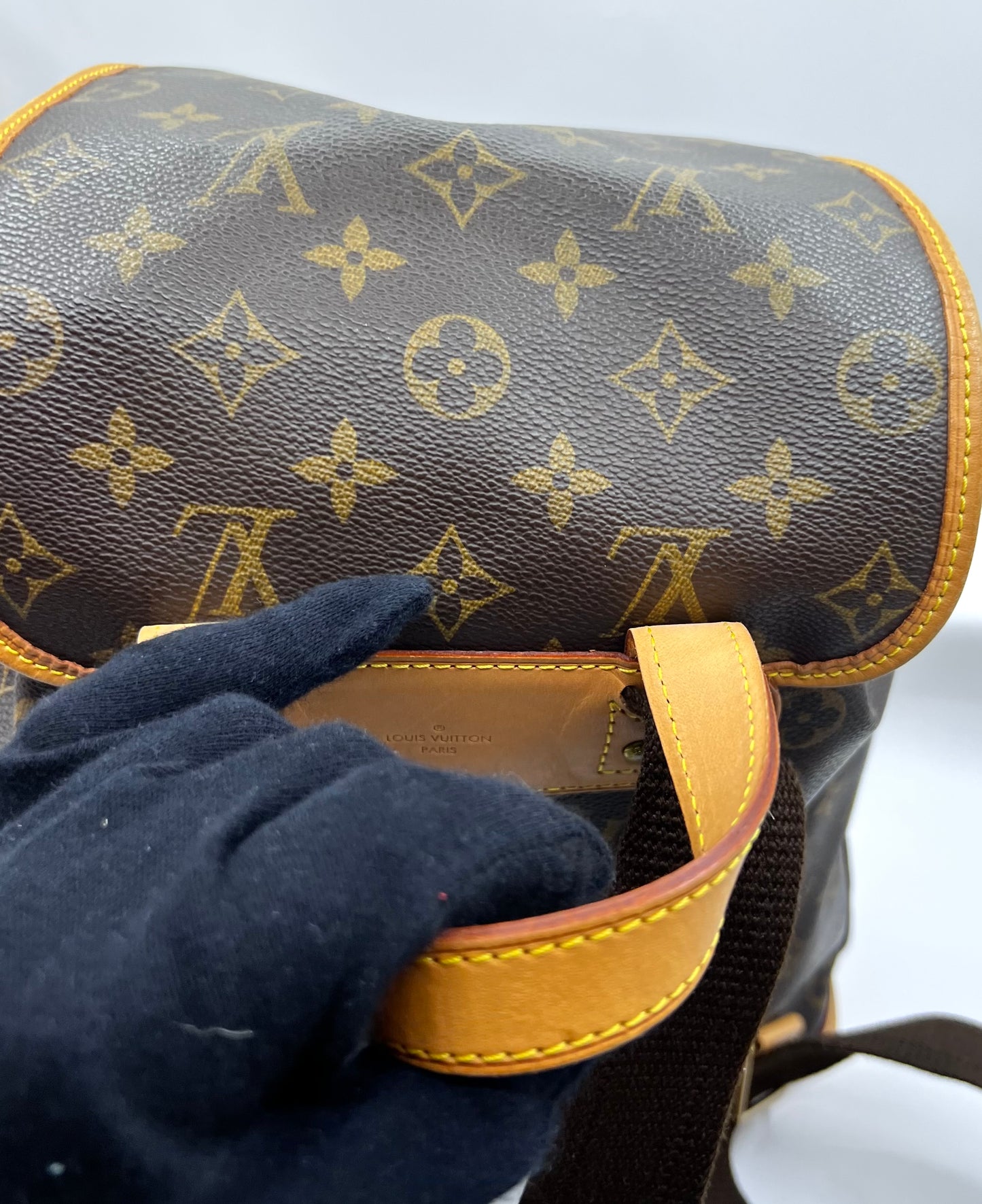 Louis Vuitton Monogram Bosphore Back Pack               (🇵🇭P77,400)
