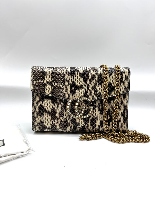 Gucci Pearly GG Marmont Python Wallet On Chain           (🇵🇭P59,340)