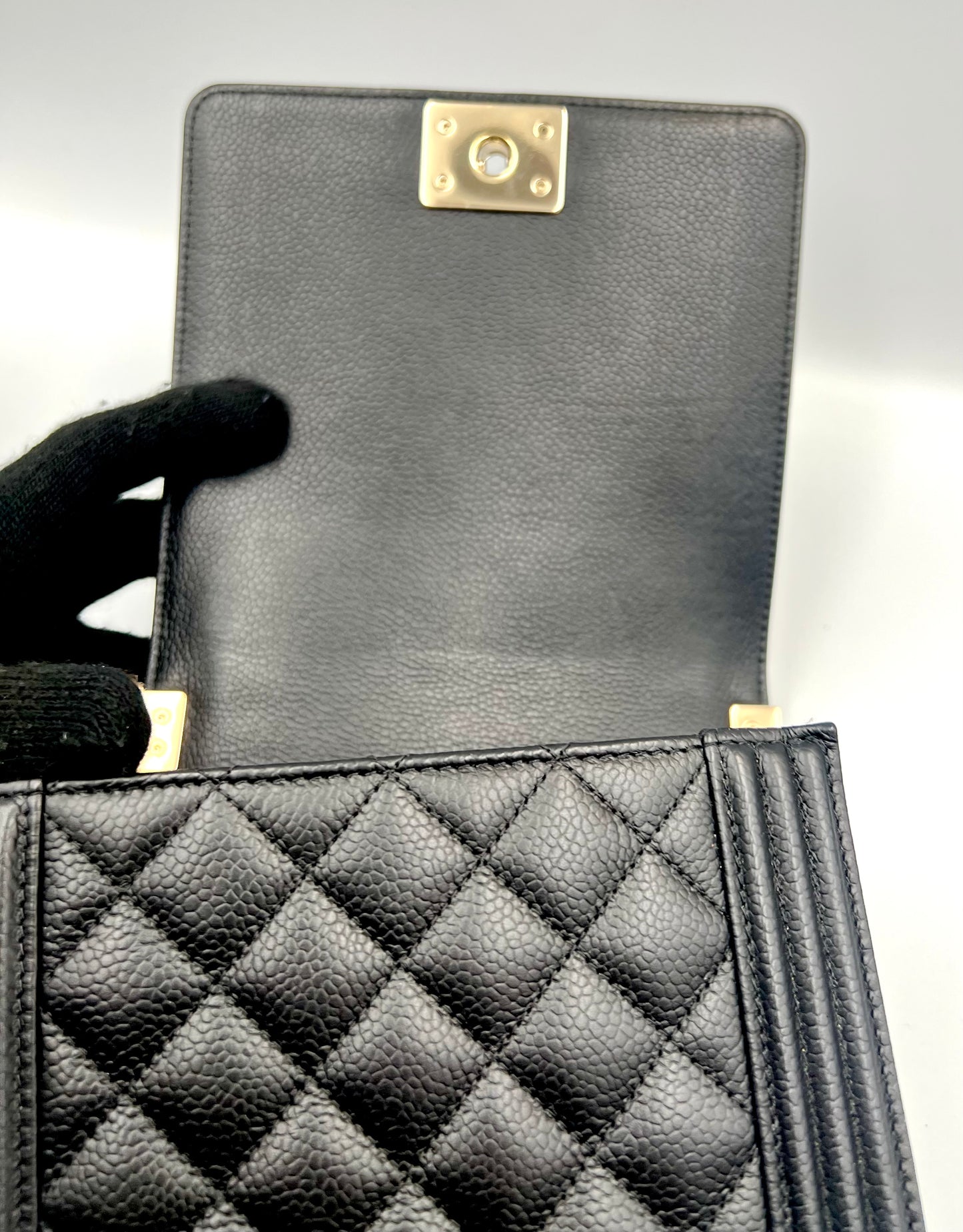 Chanel Leboy North South Black Caviar GHW Series 28 w/ Card Dustbag & Box               (🇯🇵P197,800)