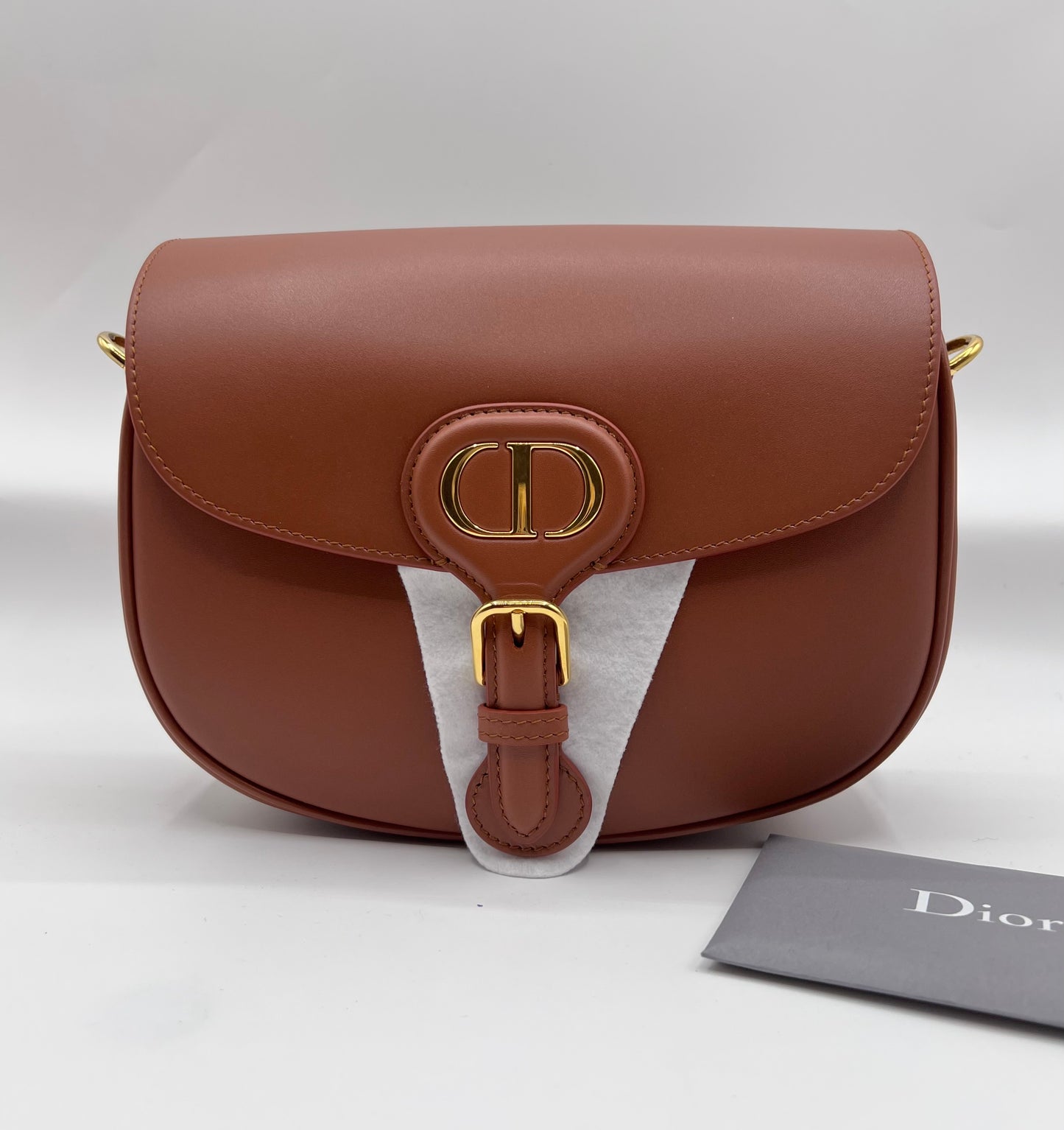 Christian Dior Box Calfskin Medium Bobby Camel Flap     🇵🇭P184,900🇵🇭