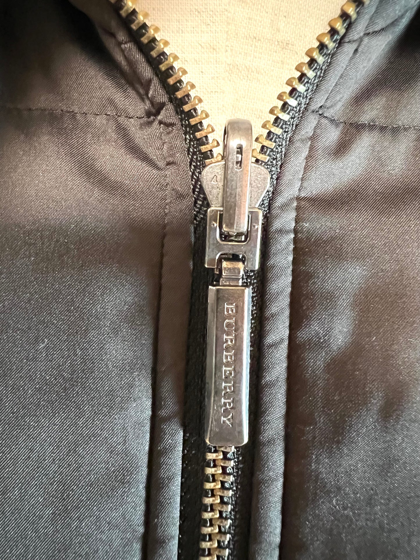 Burberry London Brown Down Jacket Size 38  (🇵🇭P7,740)