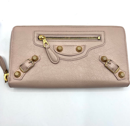 Balenciaga Giant Long Zip Around Wallet (🇵🇭P13,760)