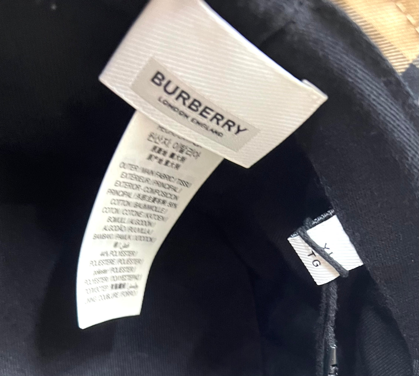 Burberry Plaid Bucket Hat XL size (🇵🇭P18,060)