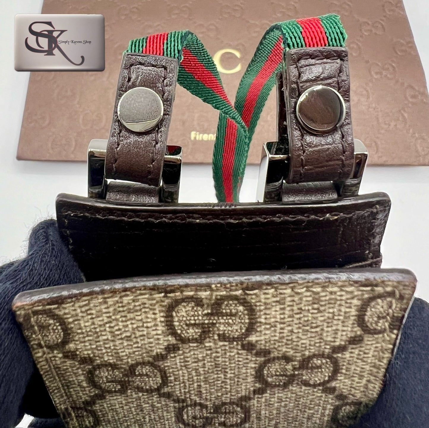 GUCCI GG SUPREME WEB STRAP IPOD CASE