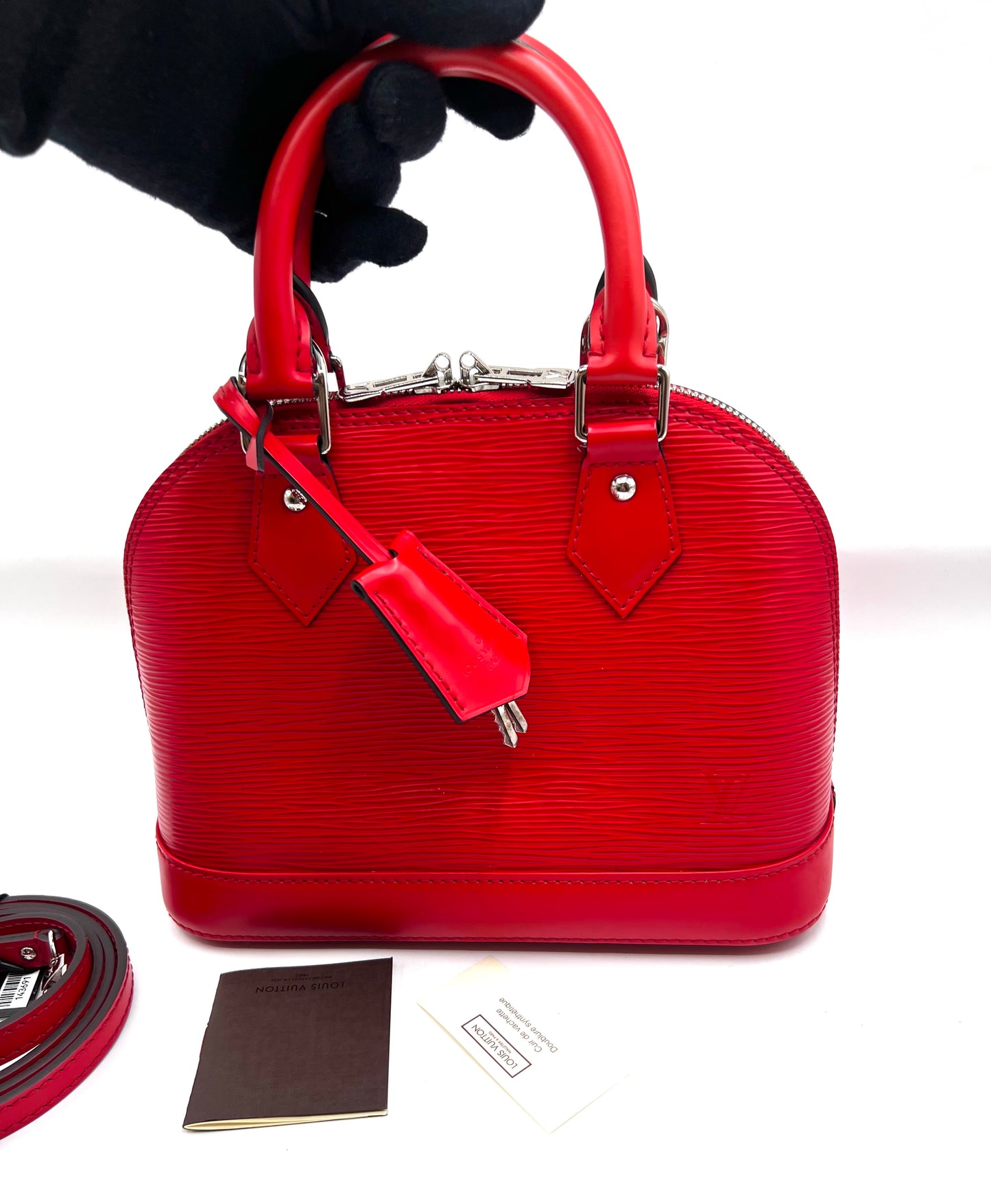 Louis Vuitton Red Epi Leather Alma bb 2 Way Bag                  (🇵🇭P64,500)