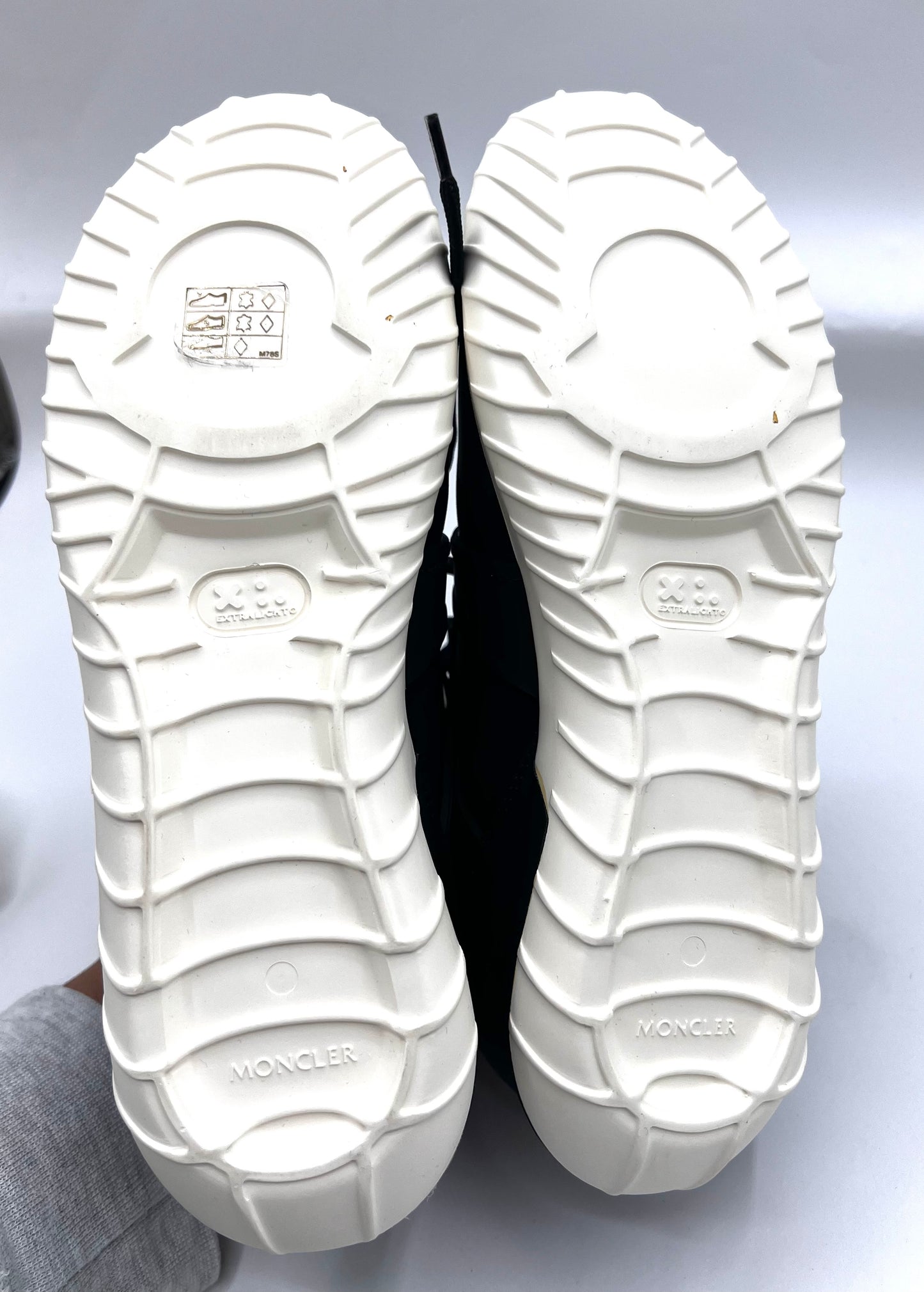 Moncler Meline Scarpa Black Ladies Sneakers Size 38 (B.N ¥125,000) (🇵🇭P24,940)