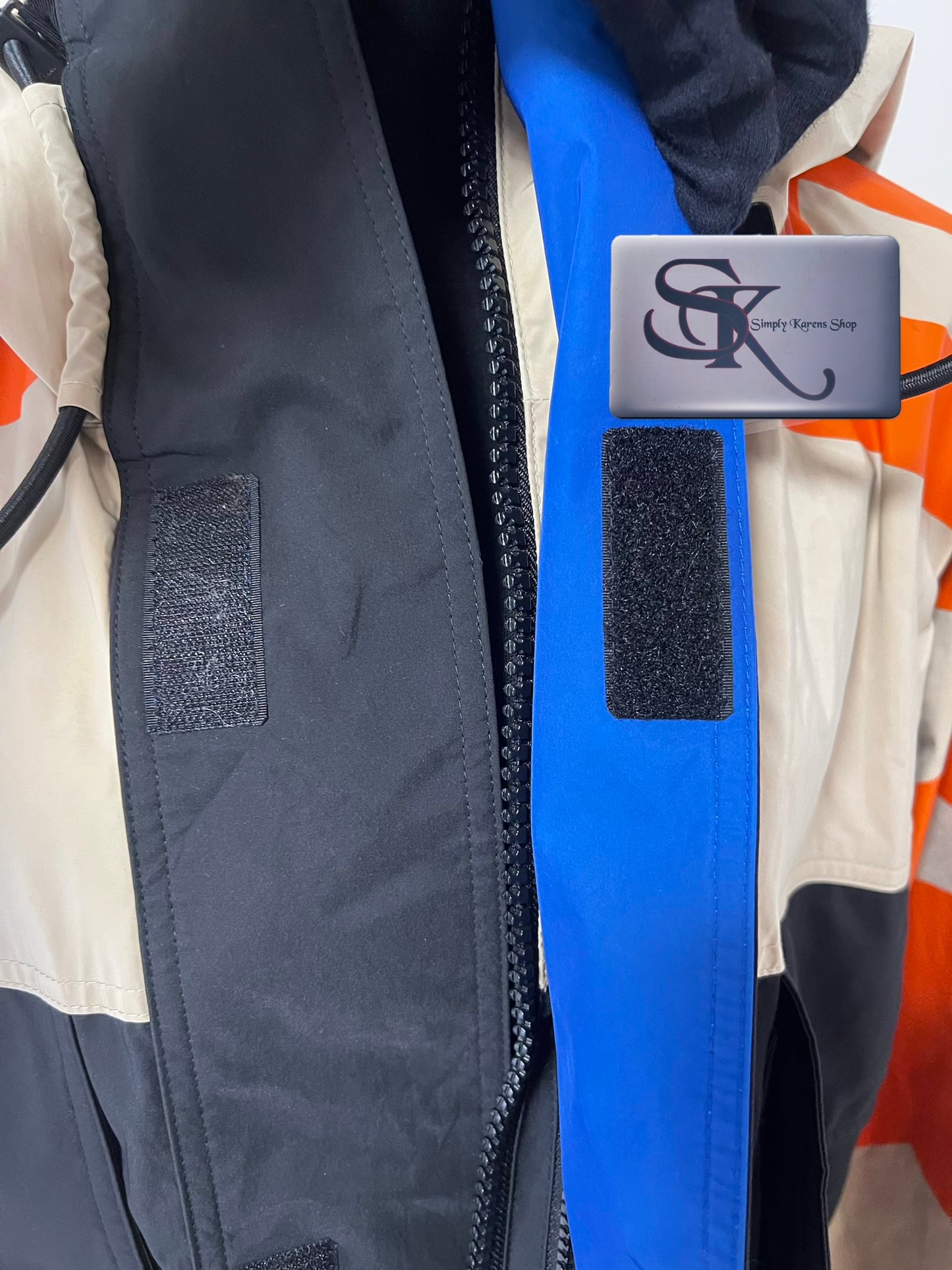 Burberry London Nylon Jacket XL size (🇵🇭P16,340)