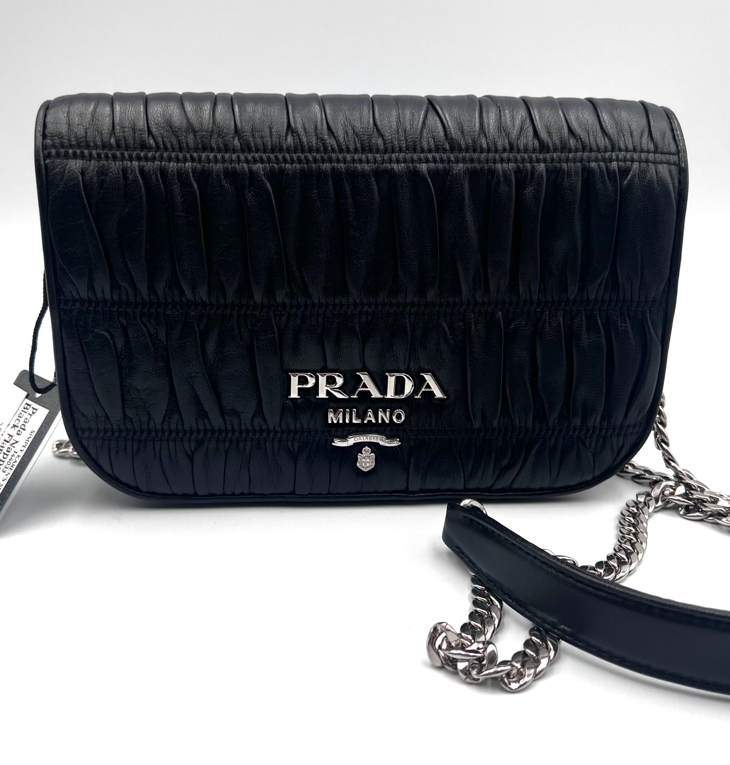 Prada Nappa Gaufre Black Flap Chain Bag(🇵🇭P38,270)