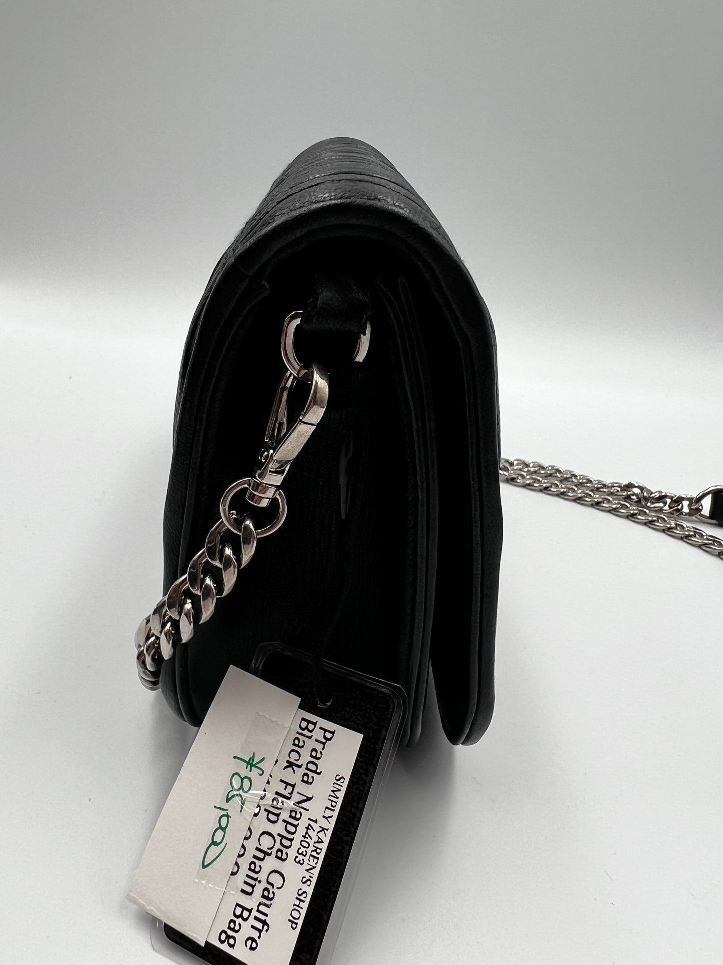Prada Nappa Gaufre Black Flap Chain Bag(🇵🇭P38,270)