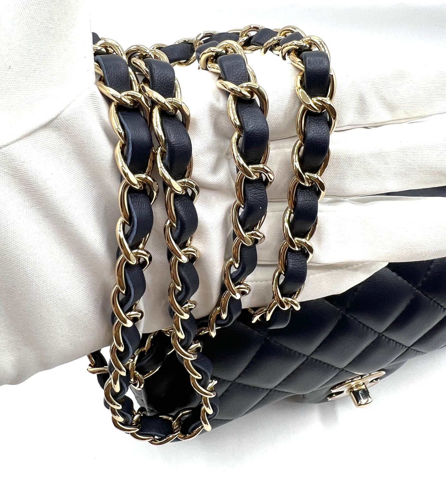 Chanel Classic Mini Flap Dark Blue Lambskin GHW 29Holo      (🇵🇭P257,140)