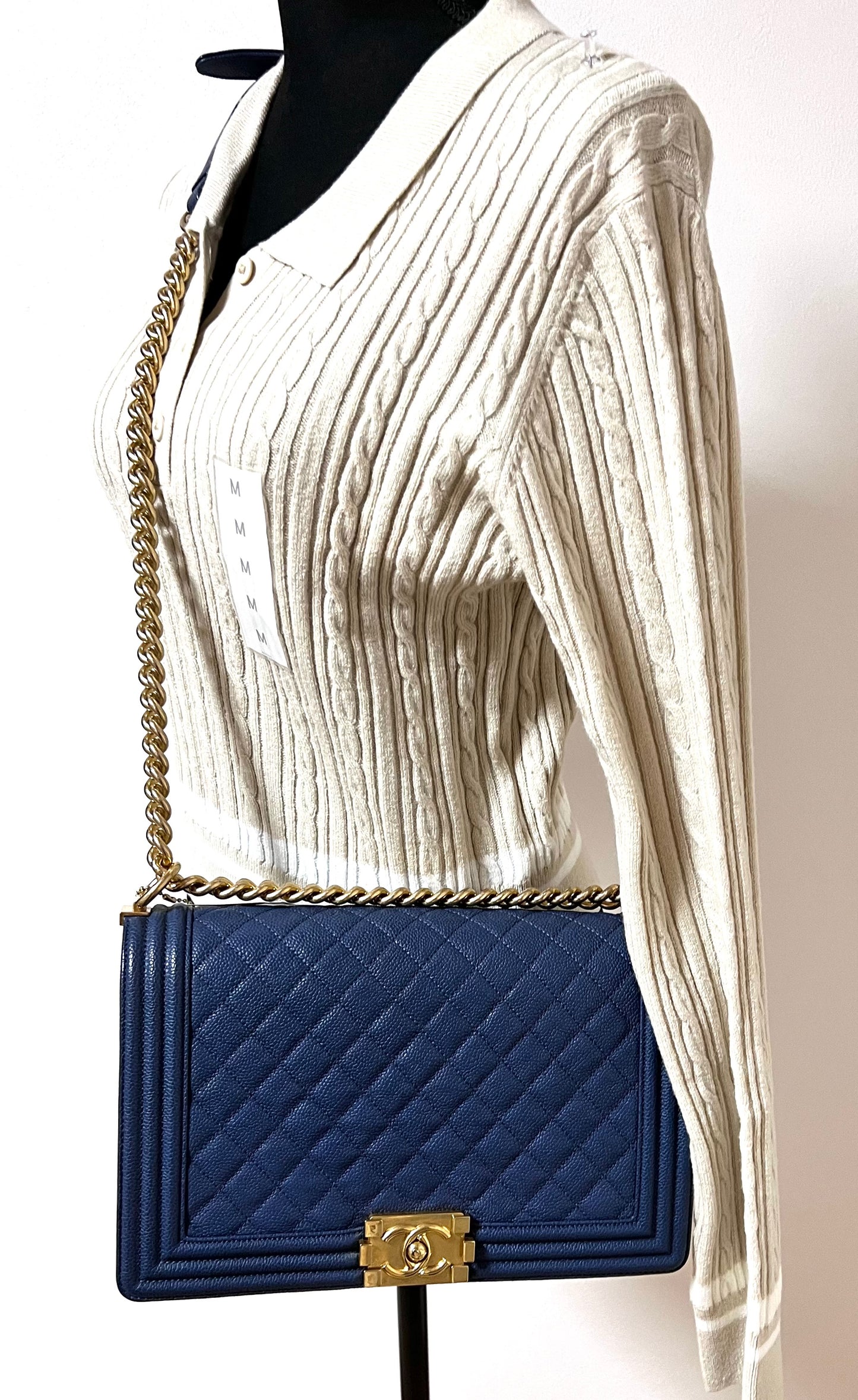 Chanel Caviar Leboy Navy Blue New Medium G.H.                    (🇵🇭P344,000)