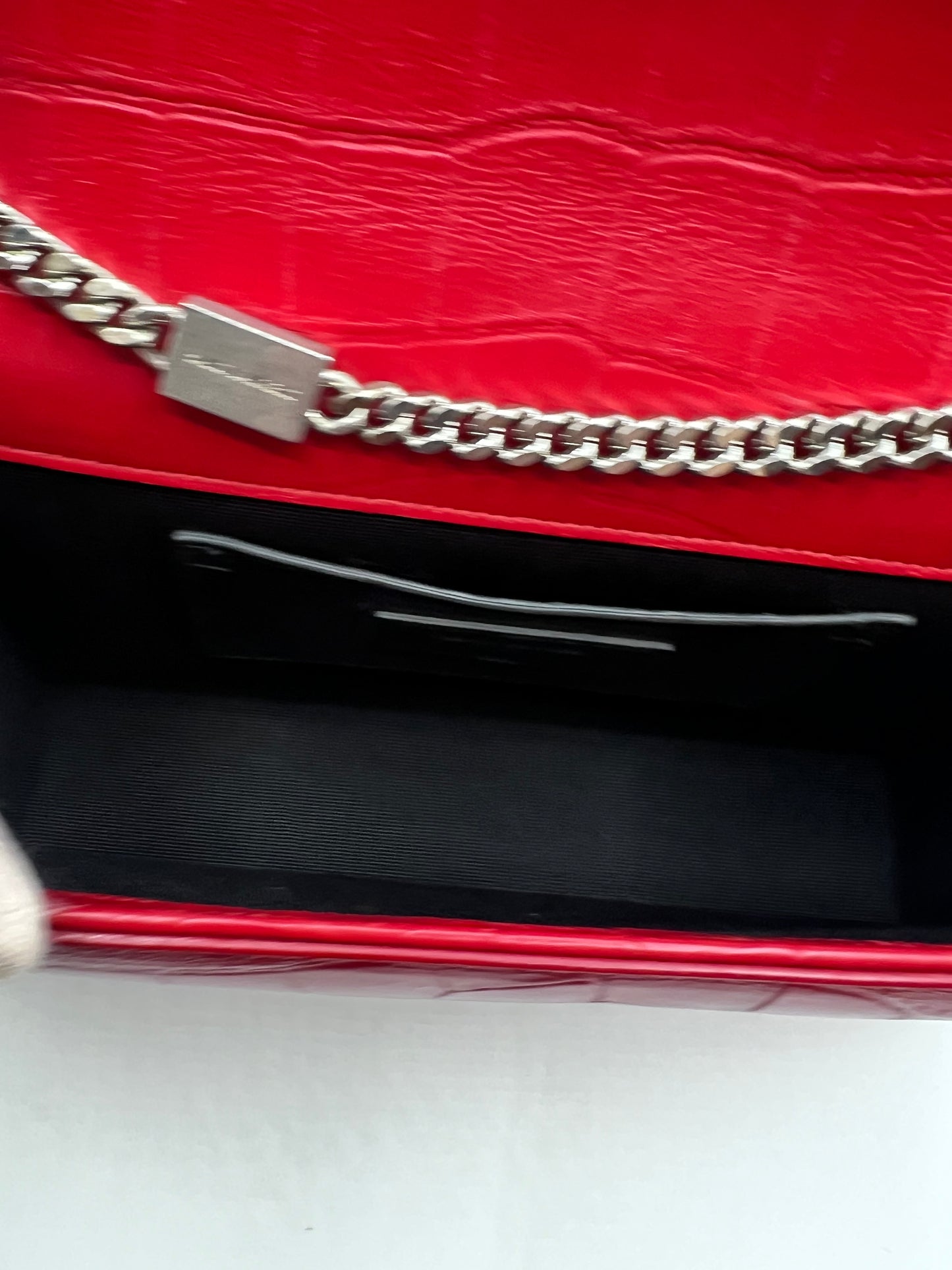 Yves Saint Laurent Kate Tassel Croc Embossed Leather MM Size Red Flap  (🇵🇭P76,540)